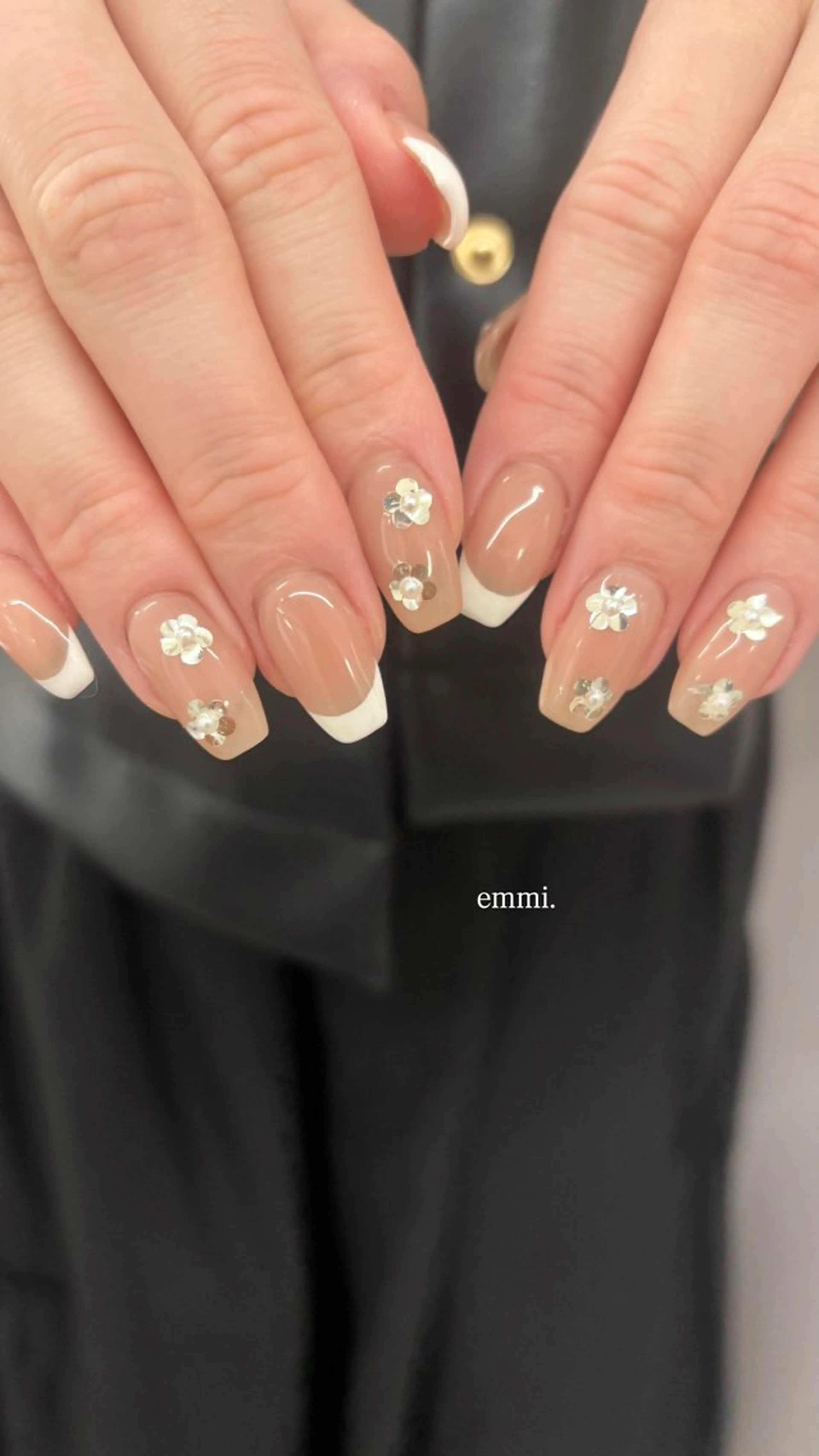 ネイル ハンドネイル GO TODAY SHAiRE SALON 表参道colore店所属・emmi nailのネイルデザイン