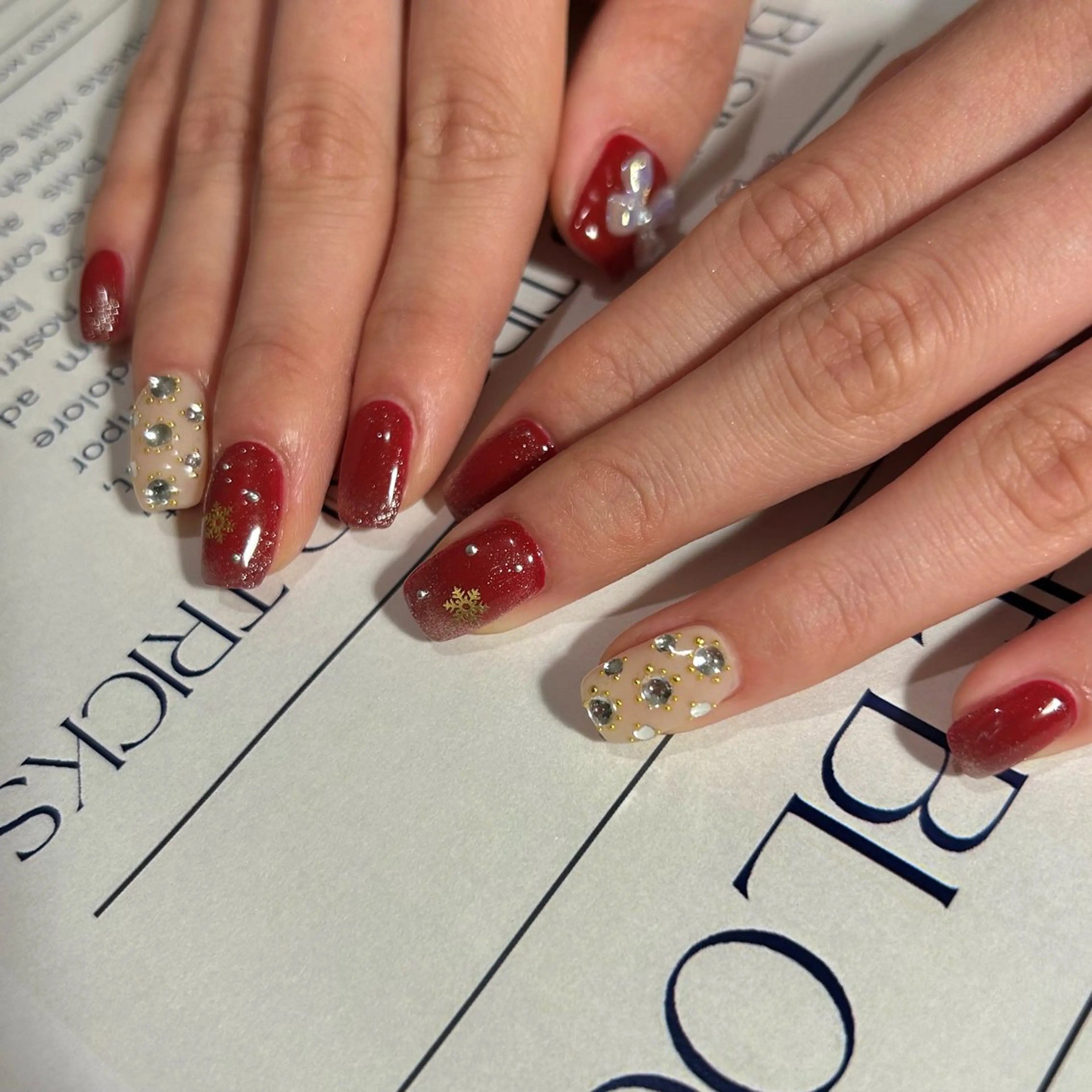 ネイル 持ち込み tenoteno nailのネイルデザイン