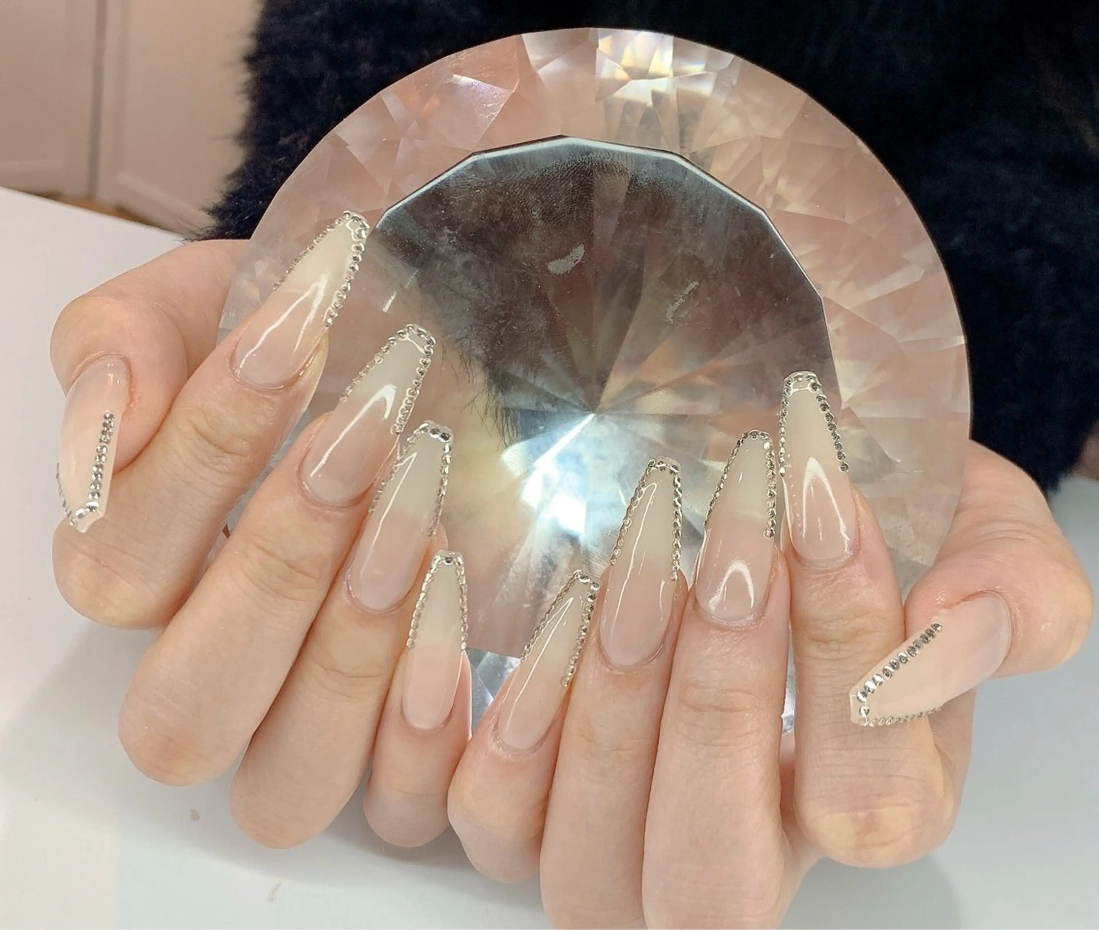 ネイル LoaChaton kaeのネイルデザイン