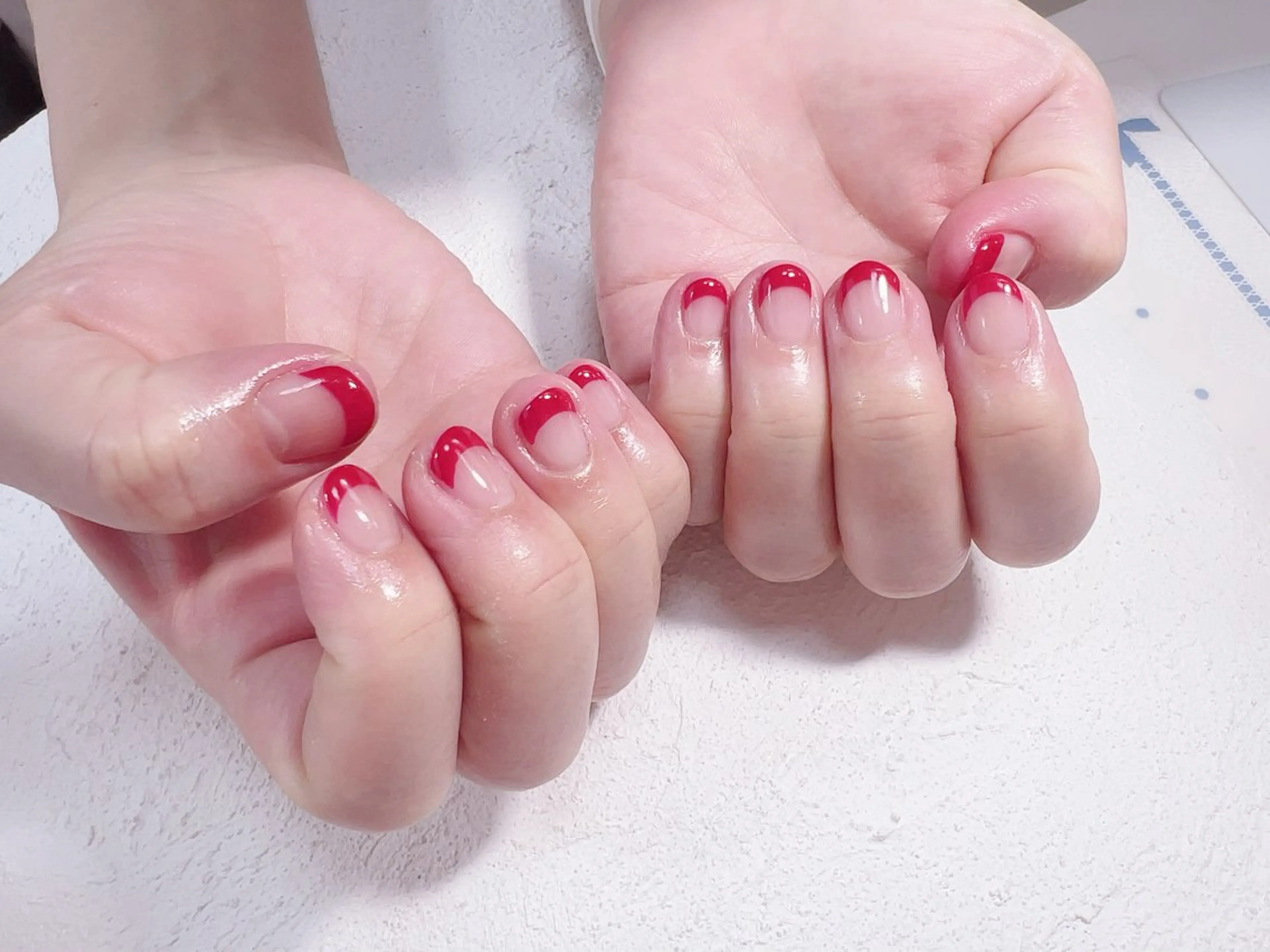 ネイル フレンチネイル Regaro i.sのネイルデザイン