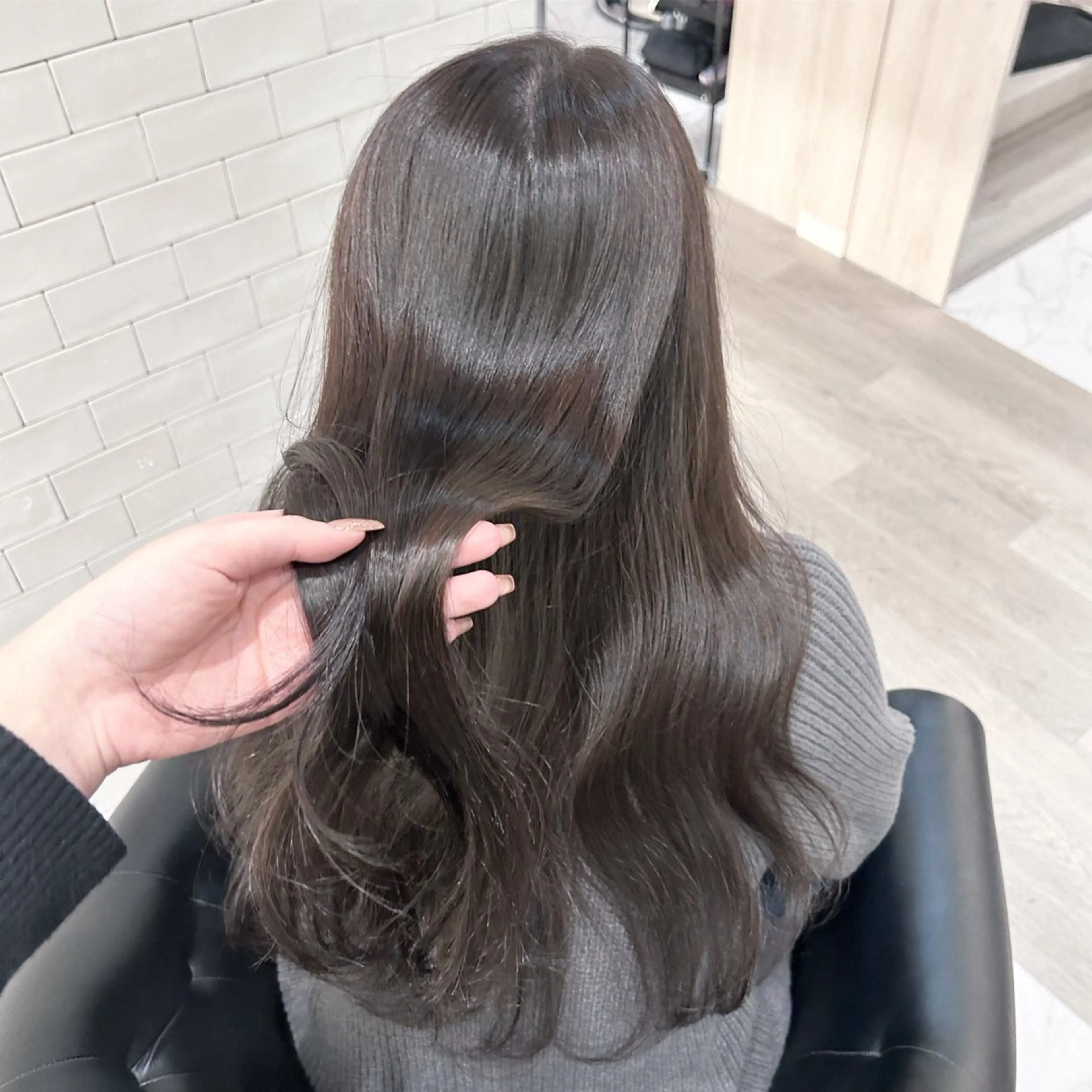 ロング カラー カット ヘアカラー トリートメント &chaLme   心斎橋所属・emi/髪質改善/ 韓国風/艶カラーのヘアスタイル