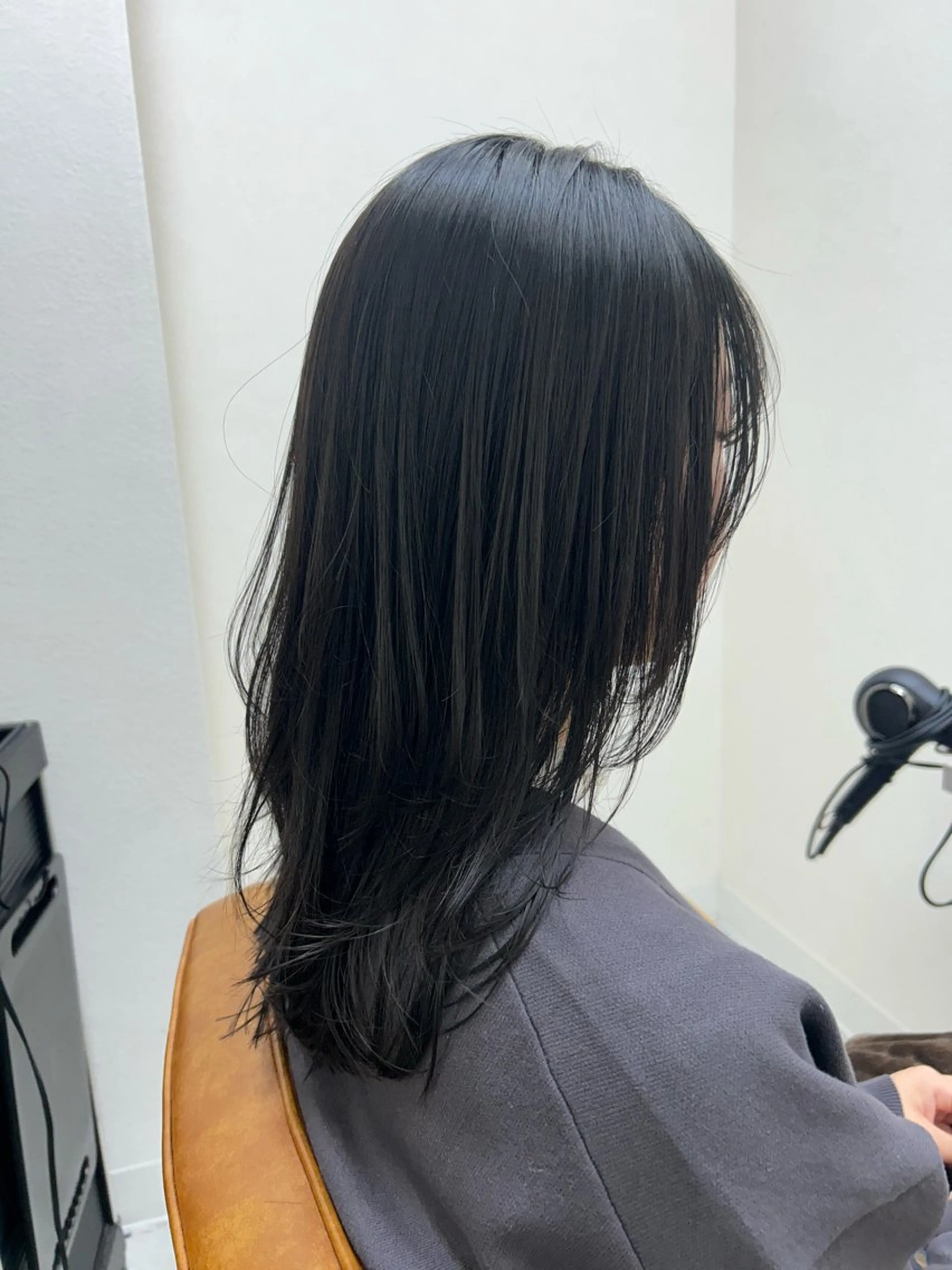 ミディアム 顔周りカット ハイレイヤー レイヤーカット カット 艶カラー吉祥寺🌸 KAZUEのヘアスタイル