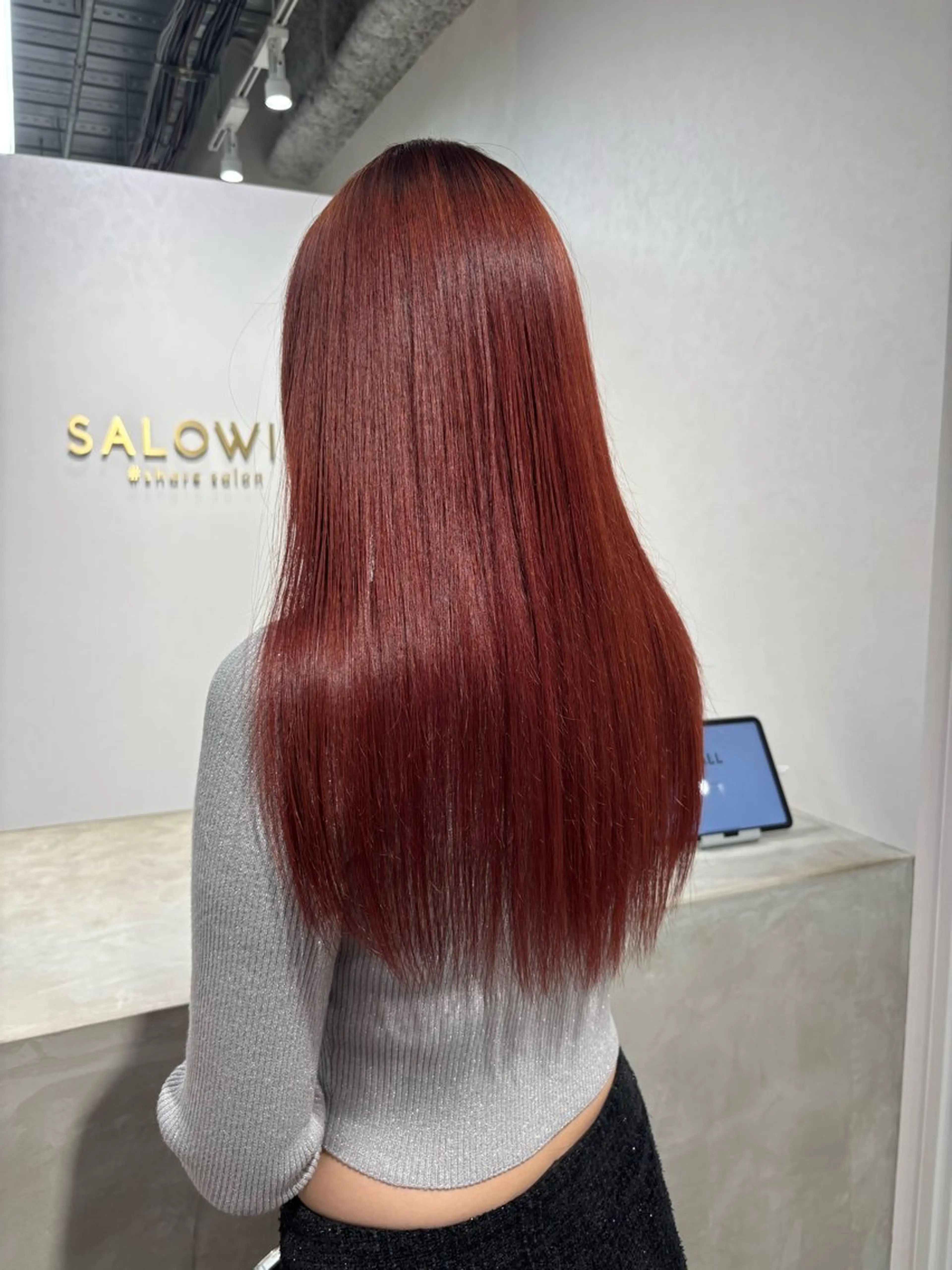 ロング ヘアカラー 吉澤 愛心のヘアスタイル