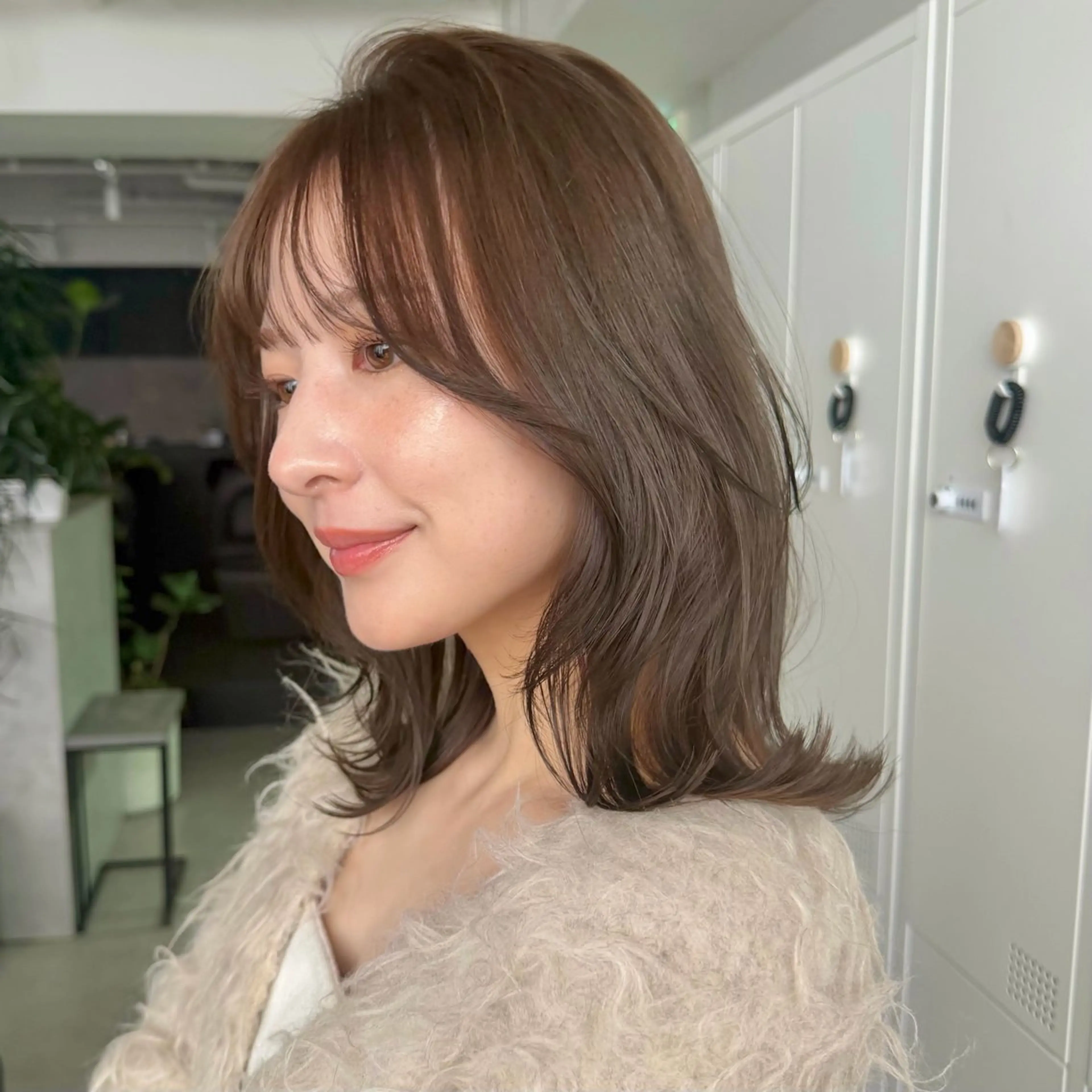 ミディアム カラー SAKI 新宿のヘアスタイル