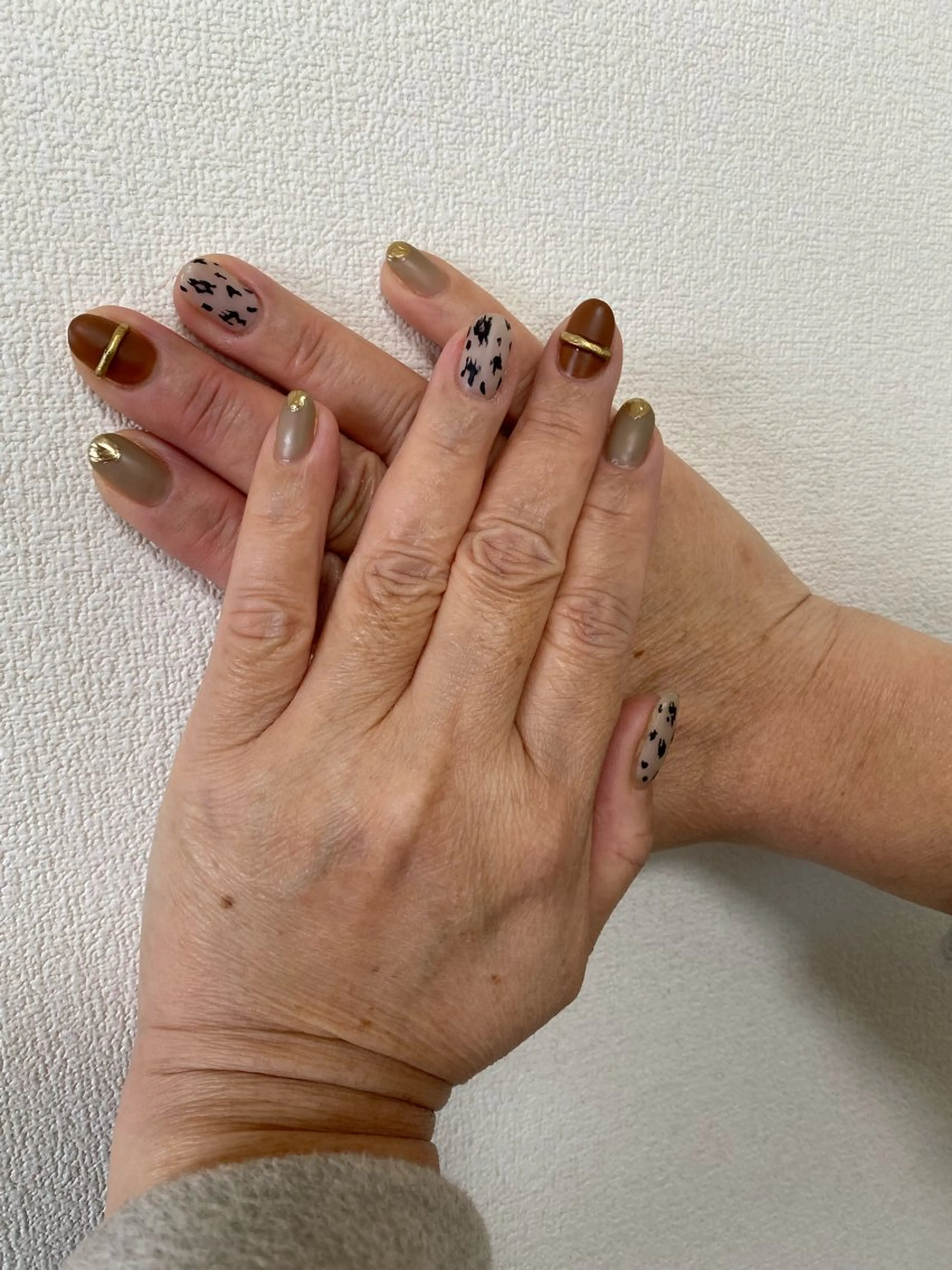 ネイル アニマル柄 ハンドネイル 自宅サロン FeelFreeのネイルデザイン