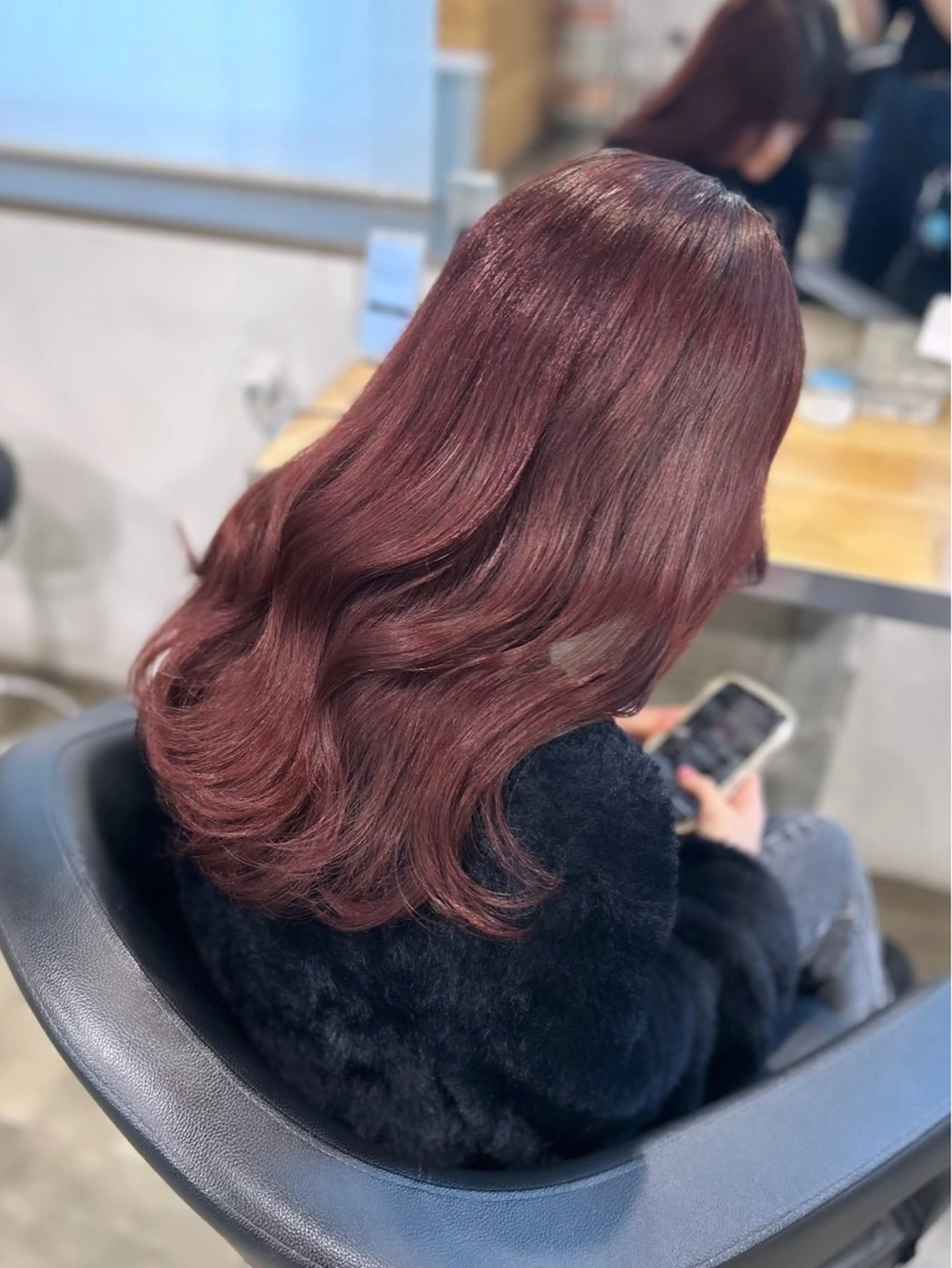 ミディアム IS所属・横浜美容室/透明感 カラー/レイヤーのヘアスタイル