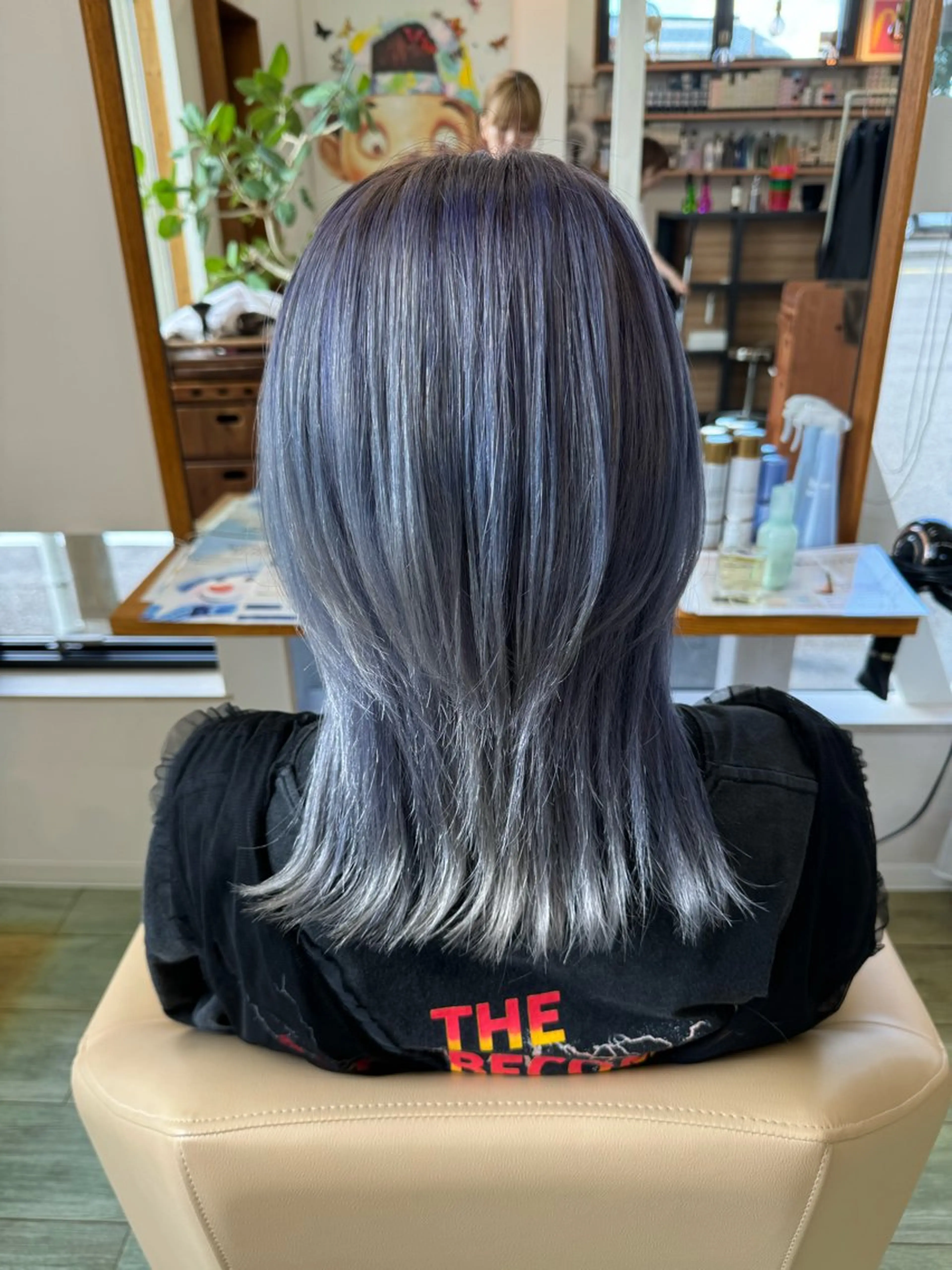 セミロング カラー アッシュ ラベンダーカラー ラベンダーアッシュ シルバー ヘアカラー May hair【メイヘア】所属・サイトウ ヒトミ 【メイヘア】のヘアスタイル