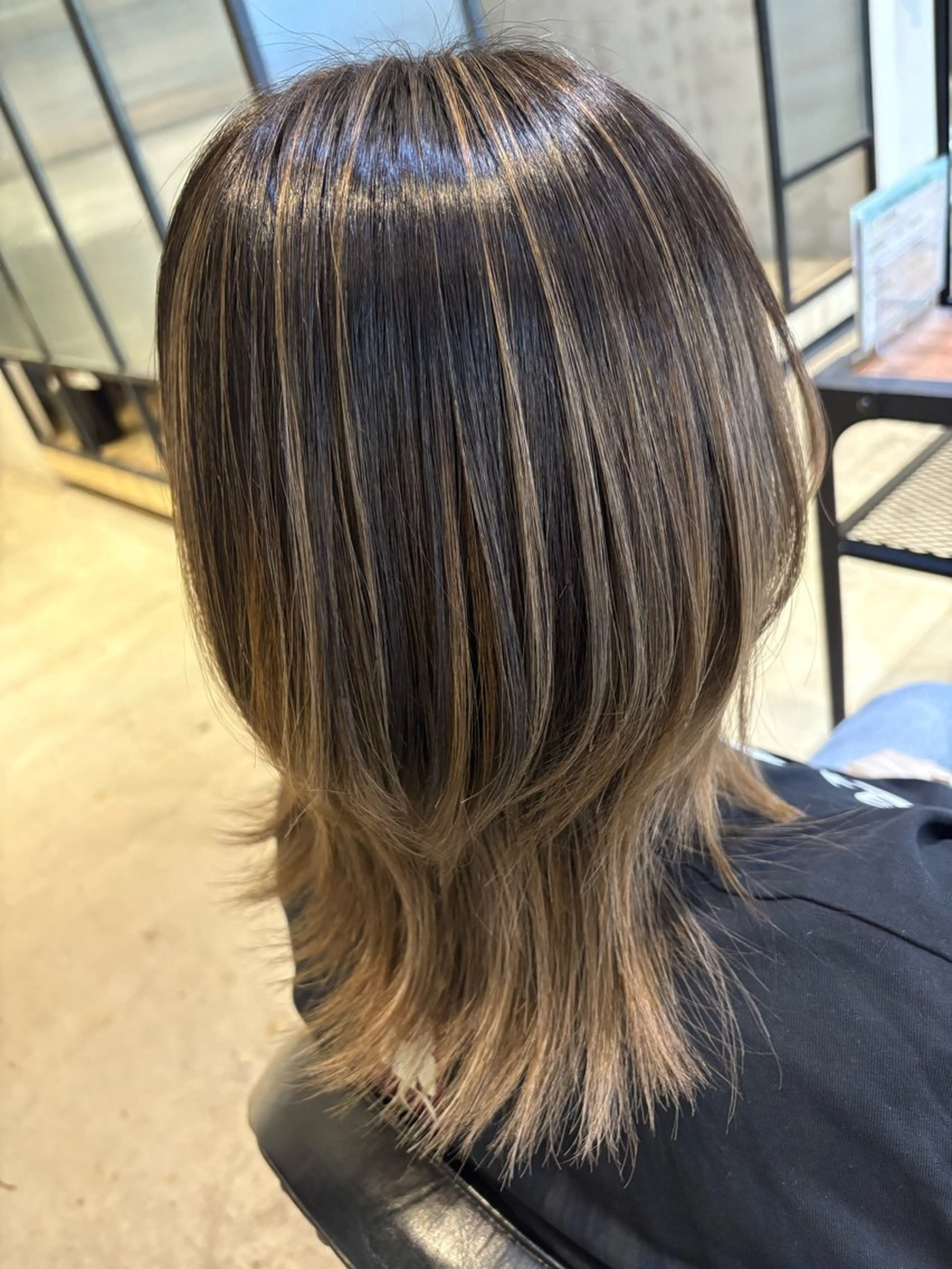 ミディアム カット ヘアカラー トリートメント La fith 店長 城谷颯人のヘアスタイル