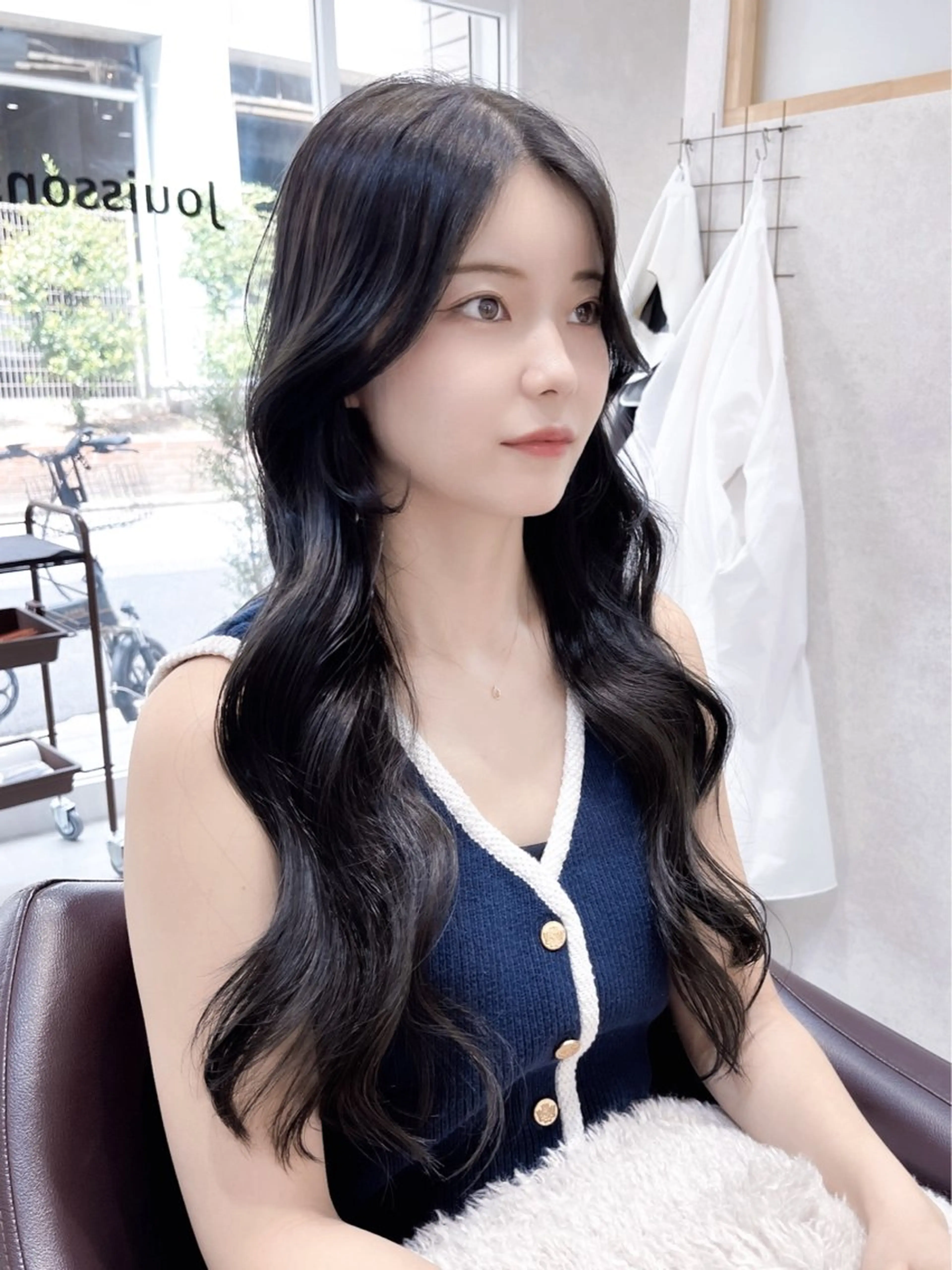 ❣️ ダメージ気になる方にオススメ❣️似合わせカット💕＋透明感抜群✨艶カラー＋超音波5ステップトリートメント付き🌈の写真