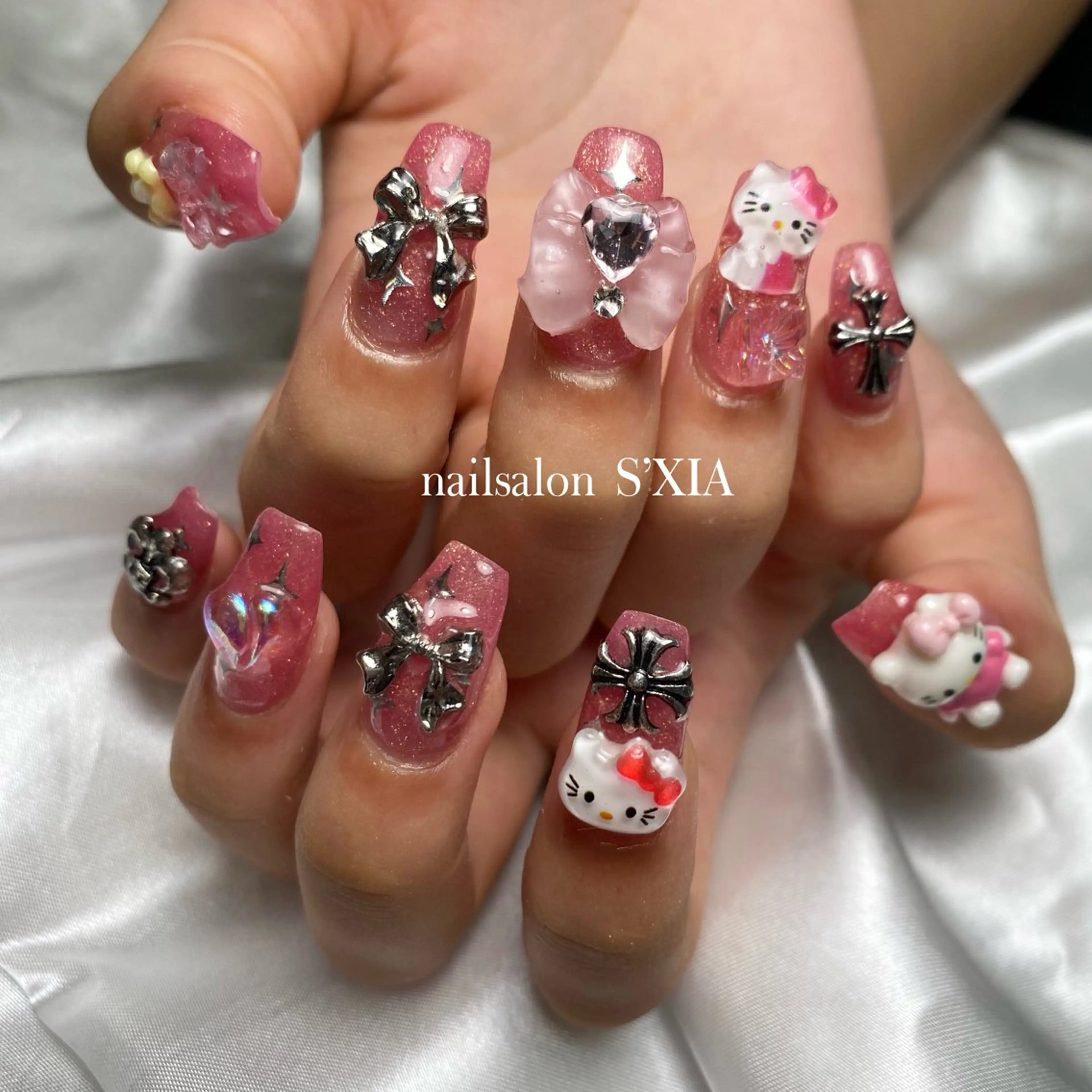 ネイル ハンドネイル ネイルサロン《シア》 市木 佑実のネイルデザイン