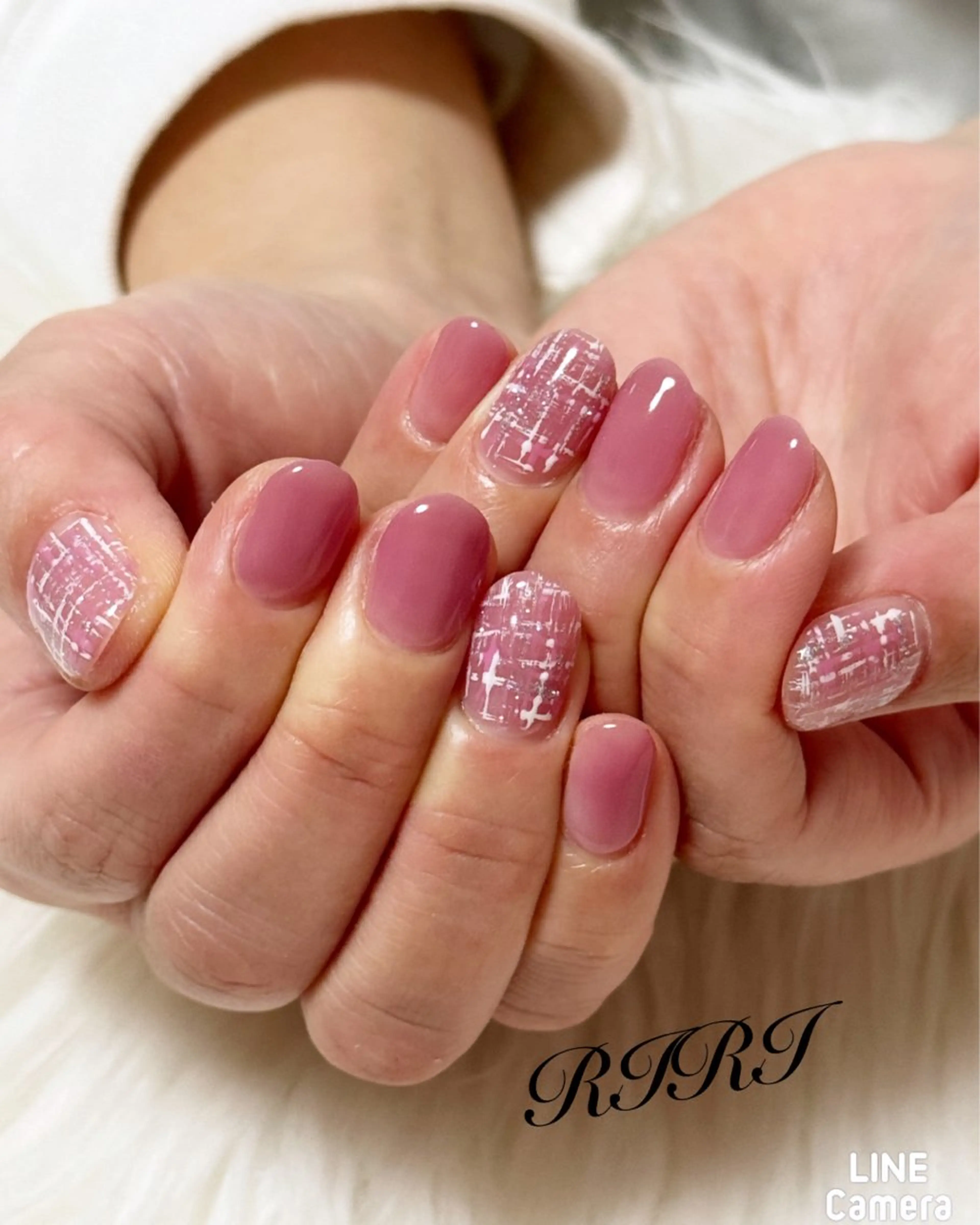 ネイル ジェルネイル キラキラネイル オフィスネイル ピンク ショートネイル riri オーナーのネイルデザイン