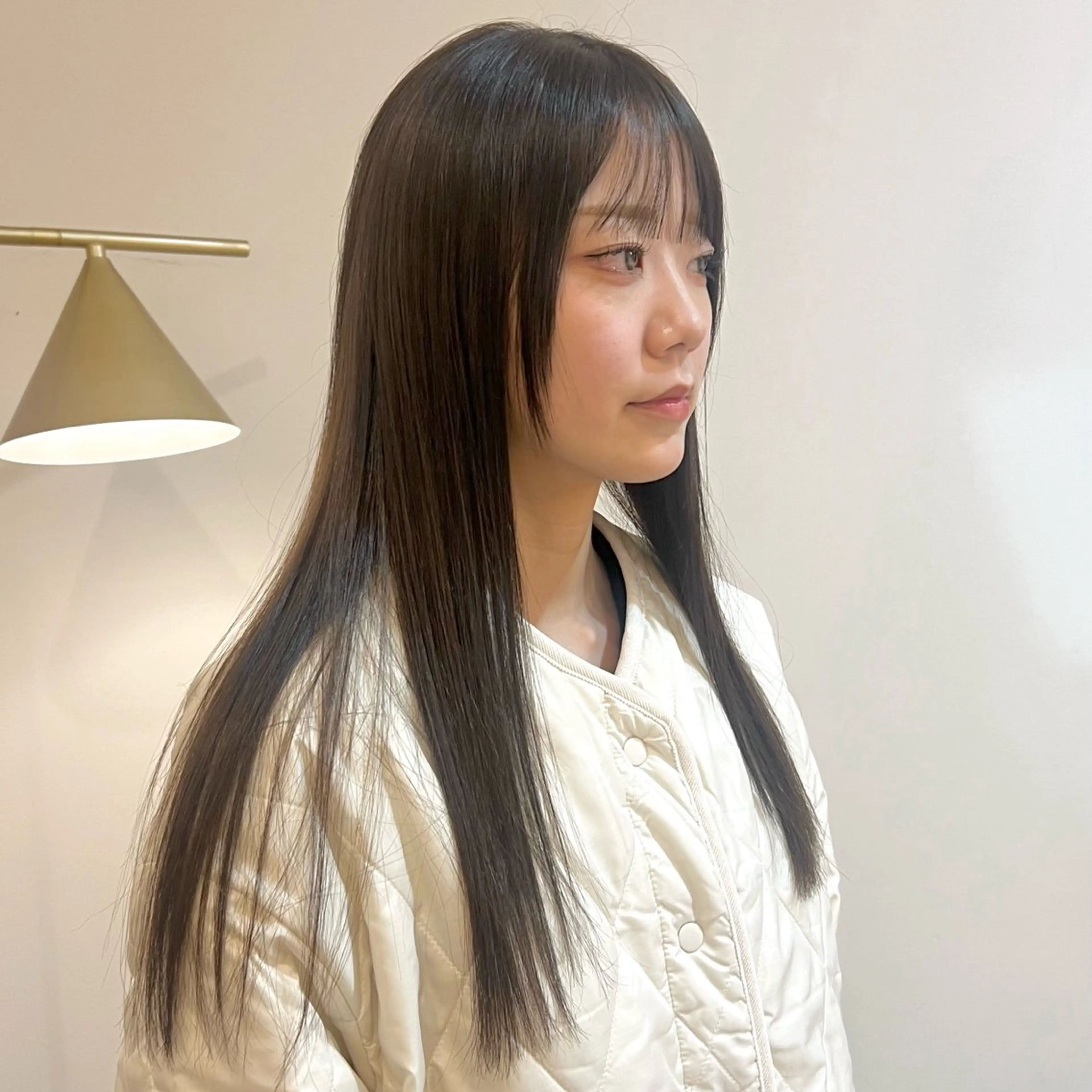 ロング カラー ベージュカラー ブリーチ ブラウンカラー 透明感カラー ダブルカラー ヘアカラー 艶カラー/透明感 /ヒグチアオイのヘアスタイル