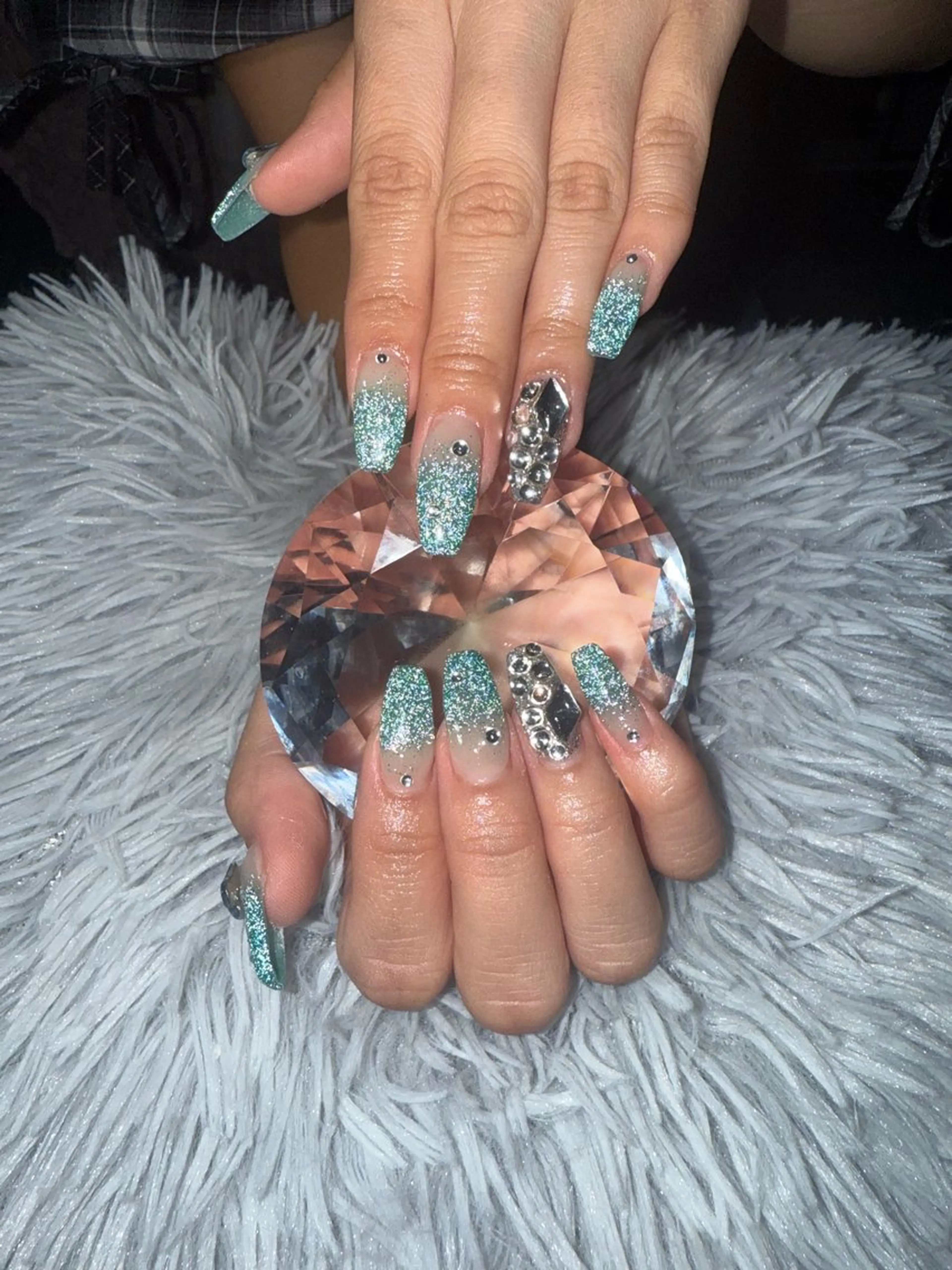 セミロング ゆ りのネイルデザイン