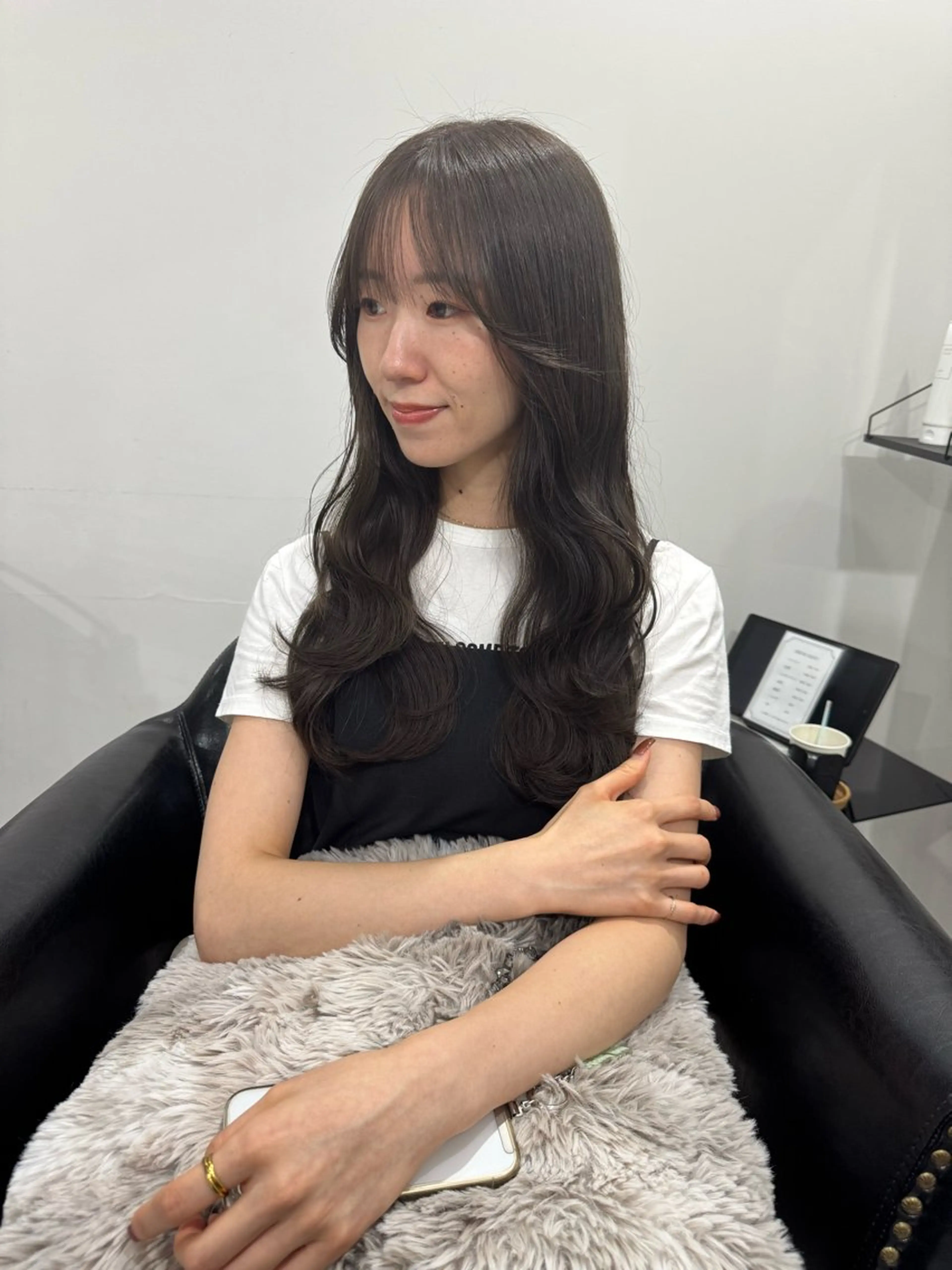 ロング カラー 透明感カラー グレージュ オリーブカラー オリーブグレージュ オリーブグレー カット ヘアカラー トリートメント ACNE所属・櫻井 桃子のヘアスタイル