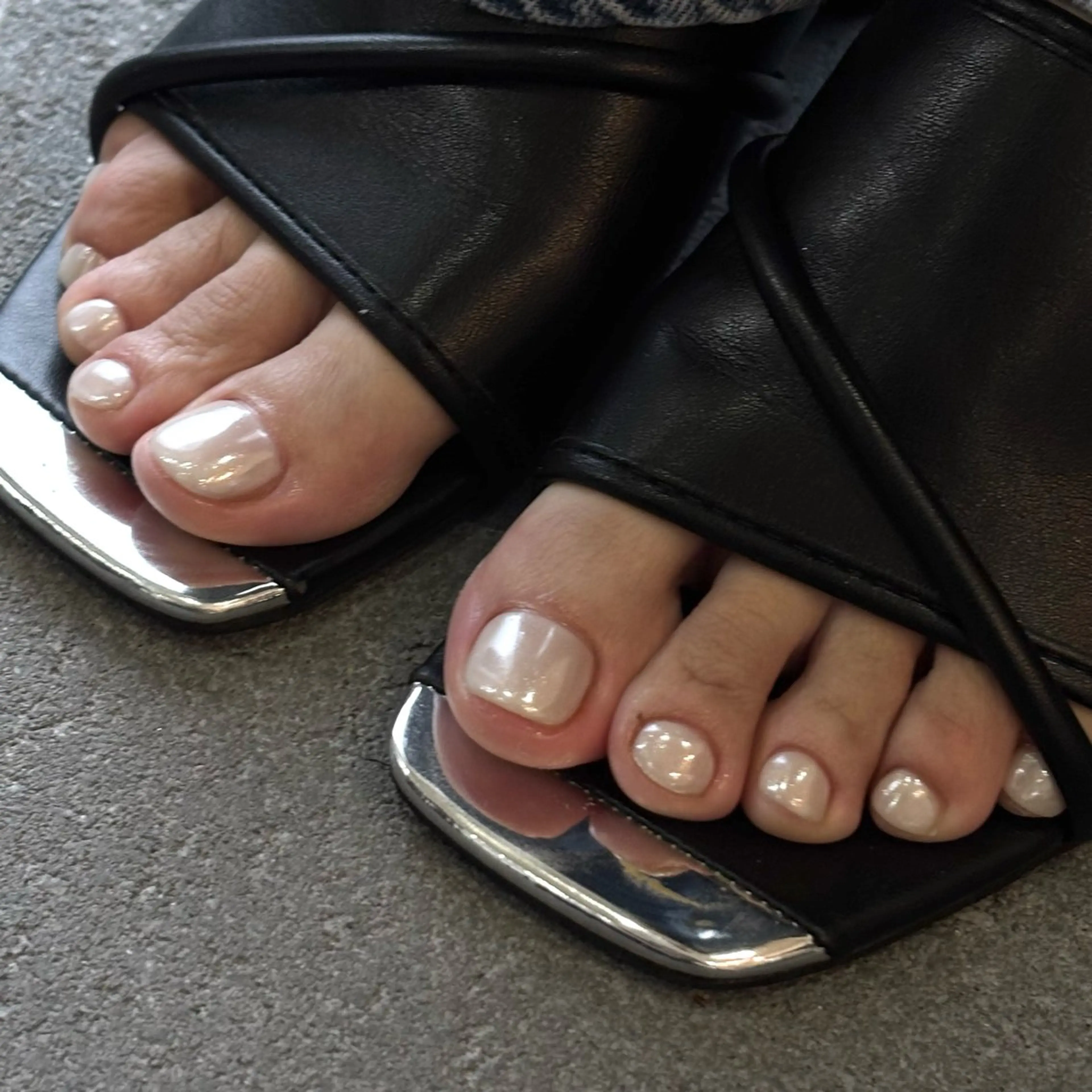 ネイル オーロラネイル フットネイル ワンカラーネイル フットネイル charme nailのネイルデザイン