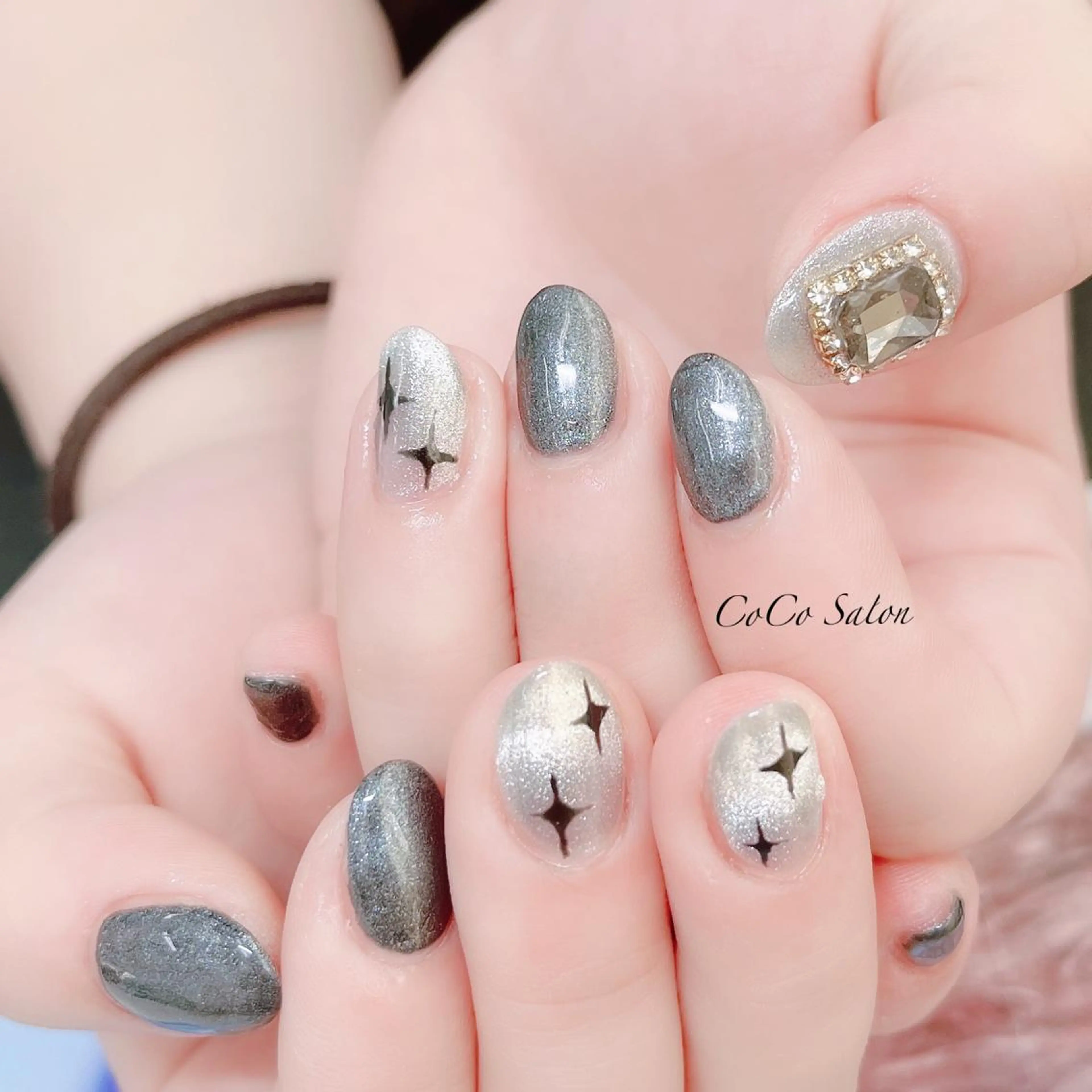 ネイル 長さ出し ジェルネイル キラキラネイル マグネットネイル オフィスネイル ハンドネイル CoCoSalon ネイル/まつ毛予約のネイルデザイン