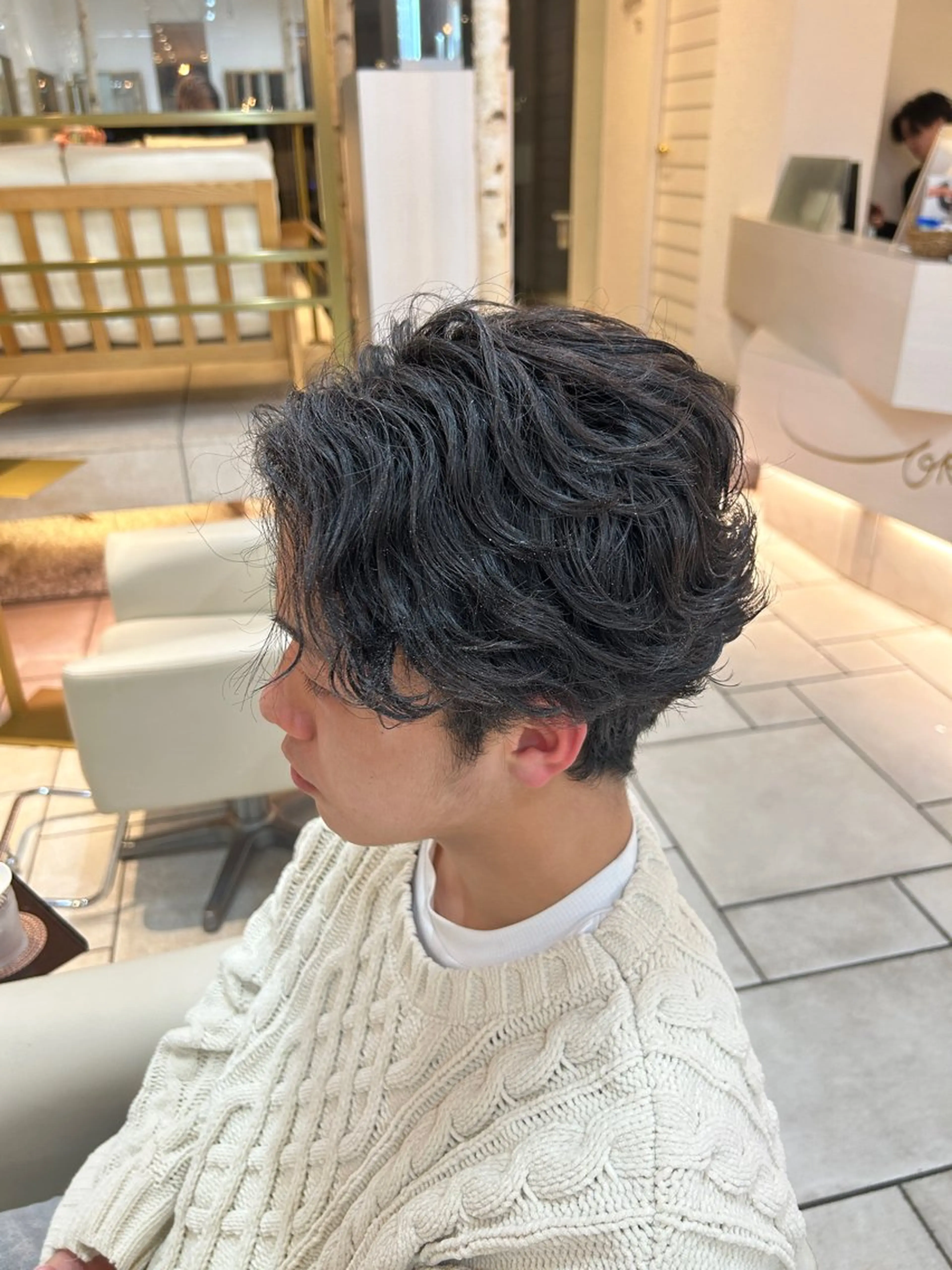 メンズ オーロ宝塚店所属・林 唯翔のヘアスタイル