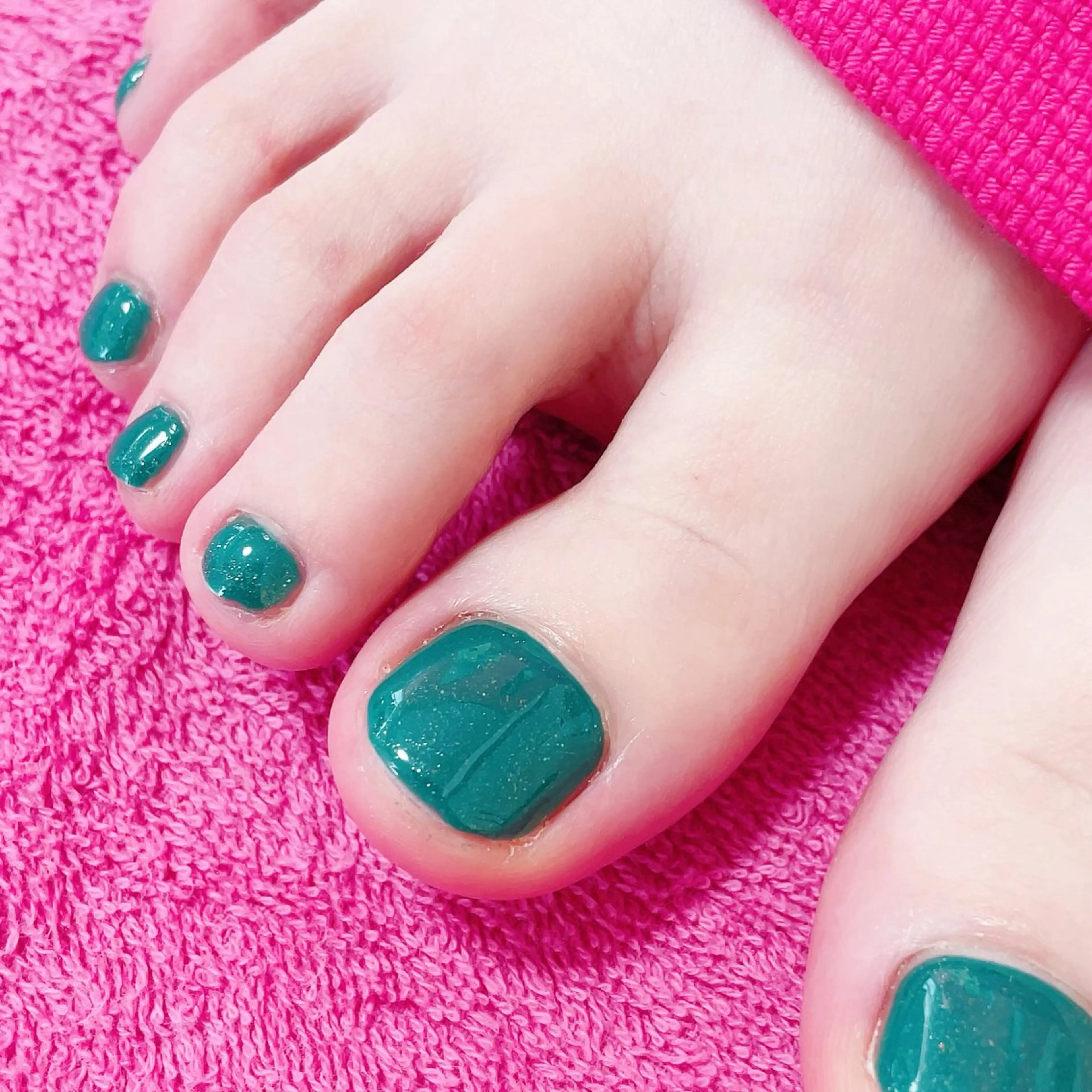 ネイル フットネイル かかと角質ケア opal所属・樫村 美波のネイルデザイン