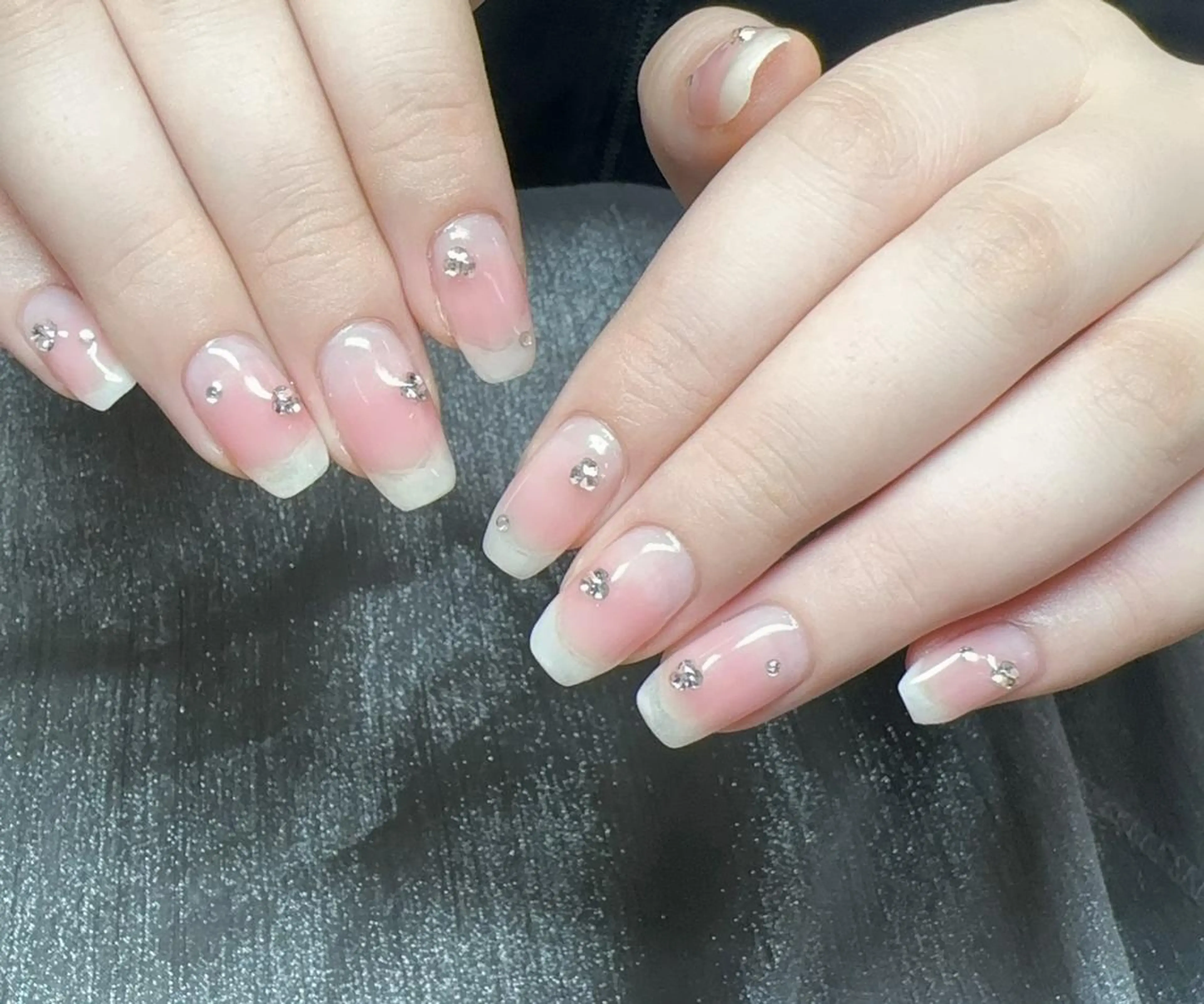 ネイル ハンドネイル ハンドケア メイ 💅のネイルデザイン