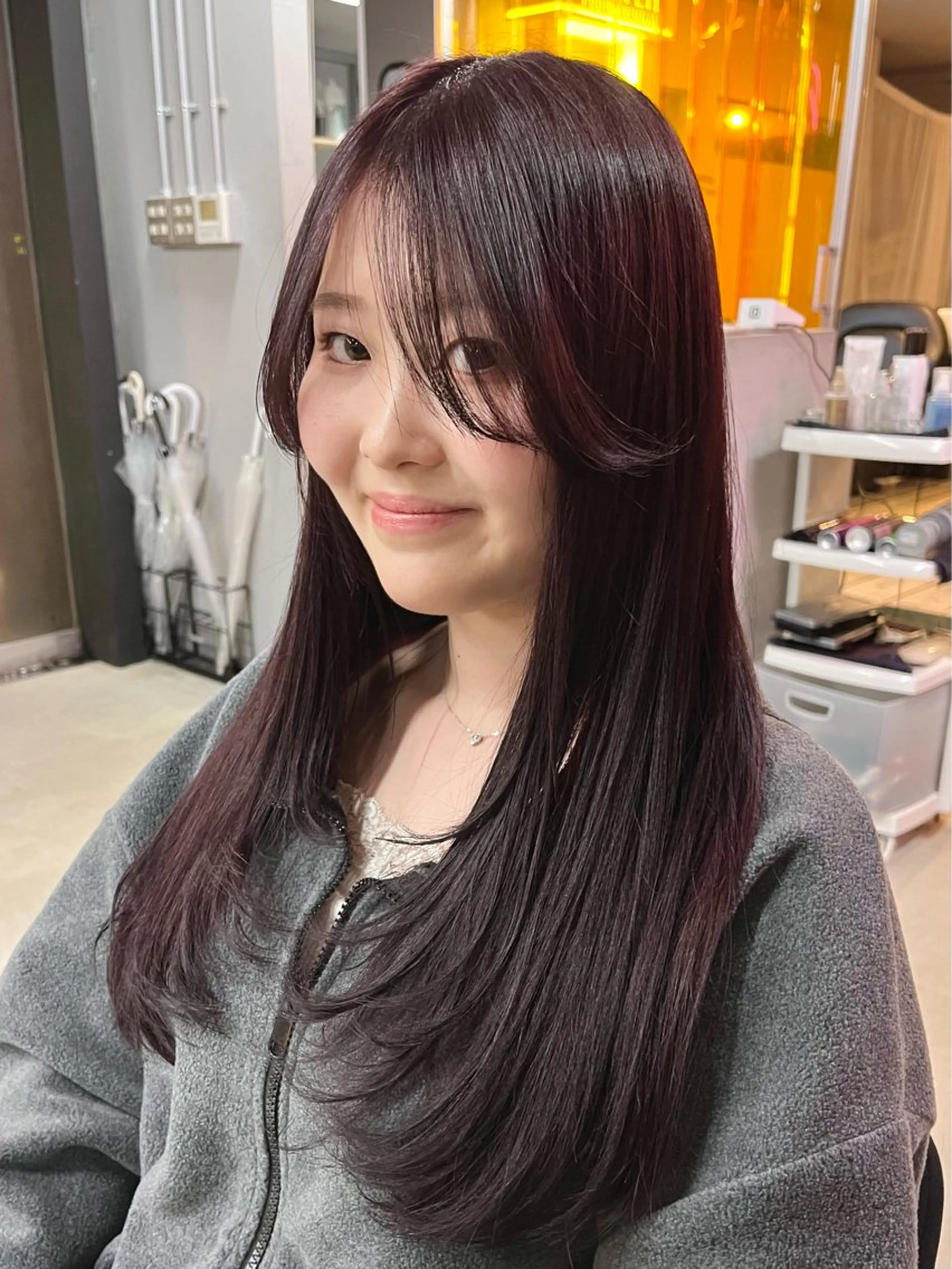 ロング レイヤーカット カット col sapporo所属・あざと可愛い💓 盛れる顔まわり/uiのヘアスタイル