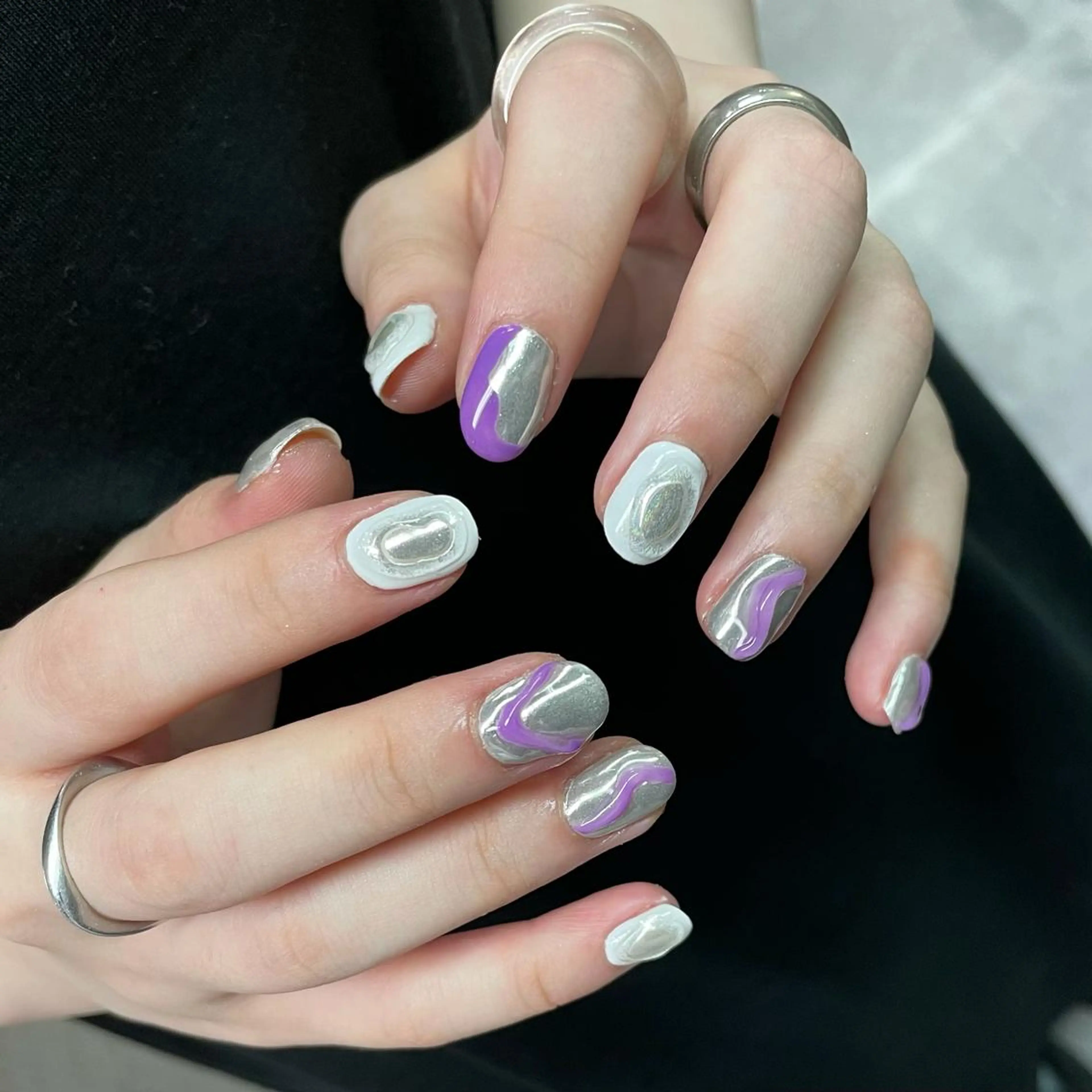 ネイル nailstudio eviz新宿店のネイルデザイン