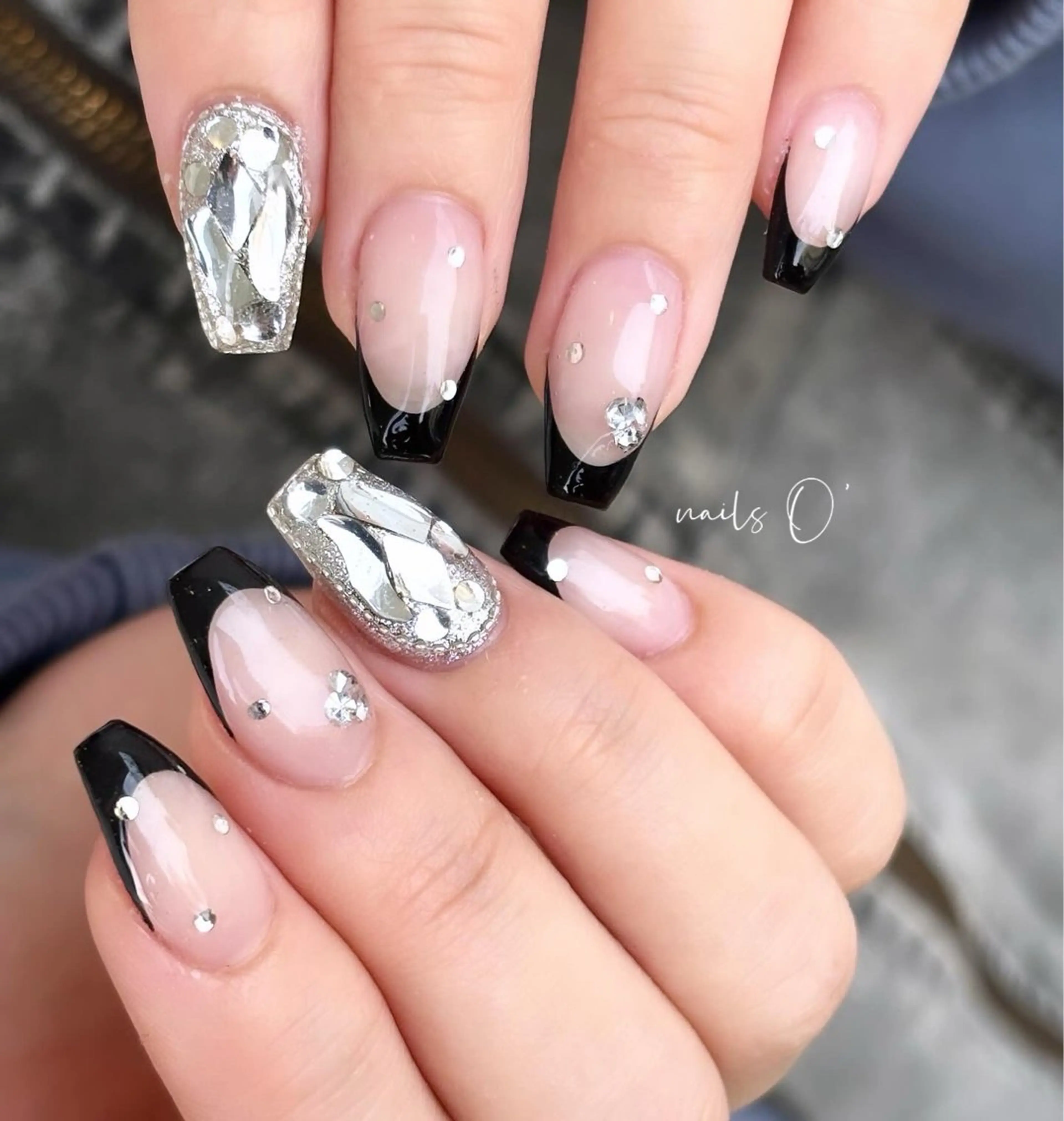 ネイル 大人可愛いネイル🎗 Hinaのネイルデザイン