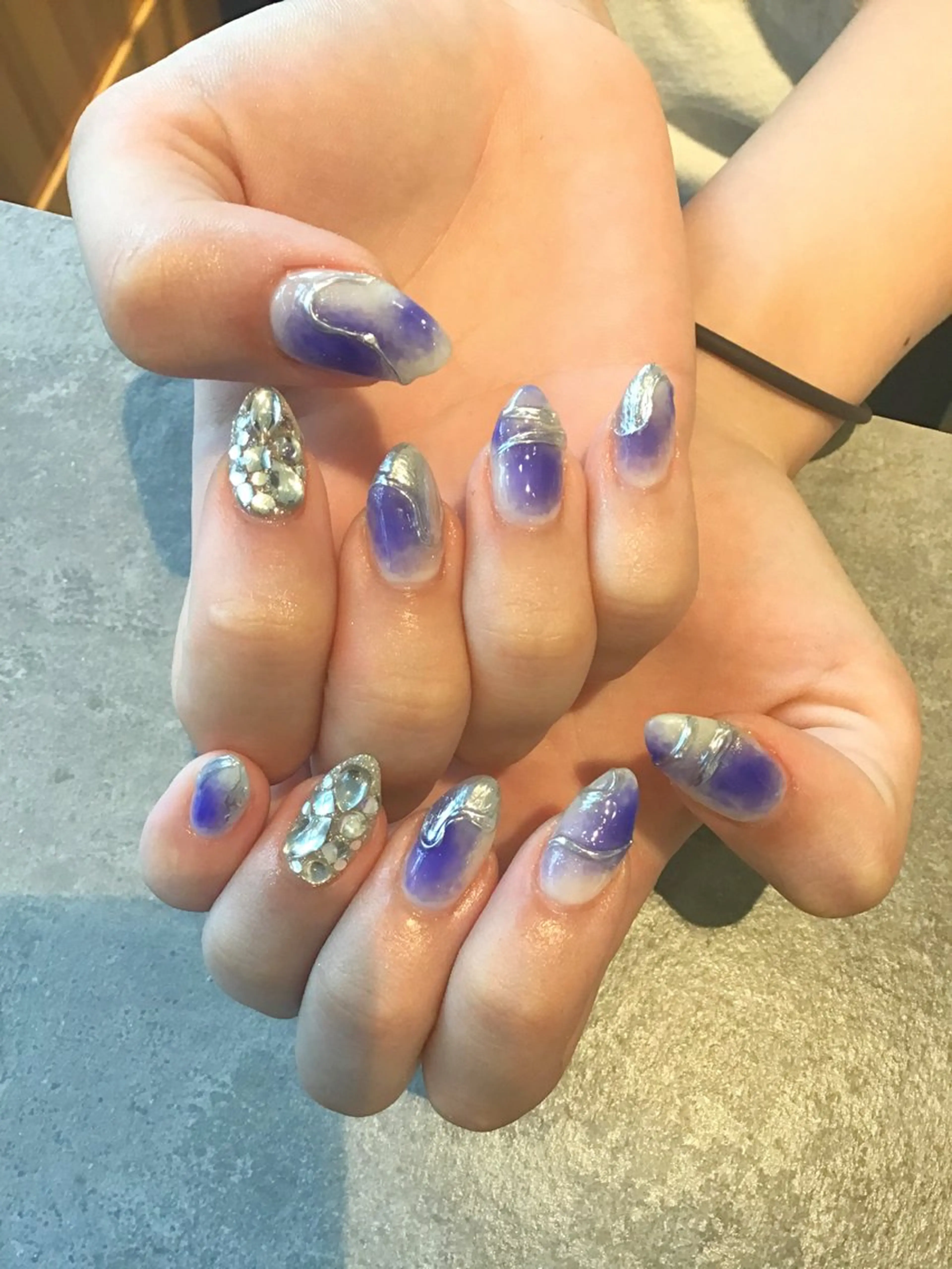 ネイル 持ち込み Nest 岩崎のネイルデザイン