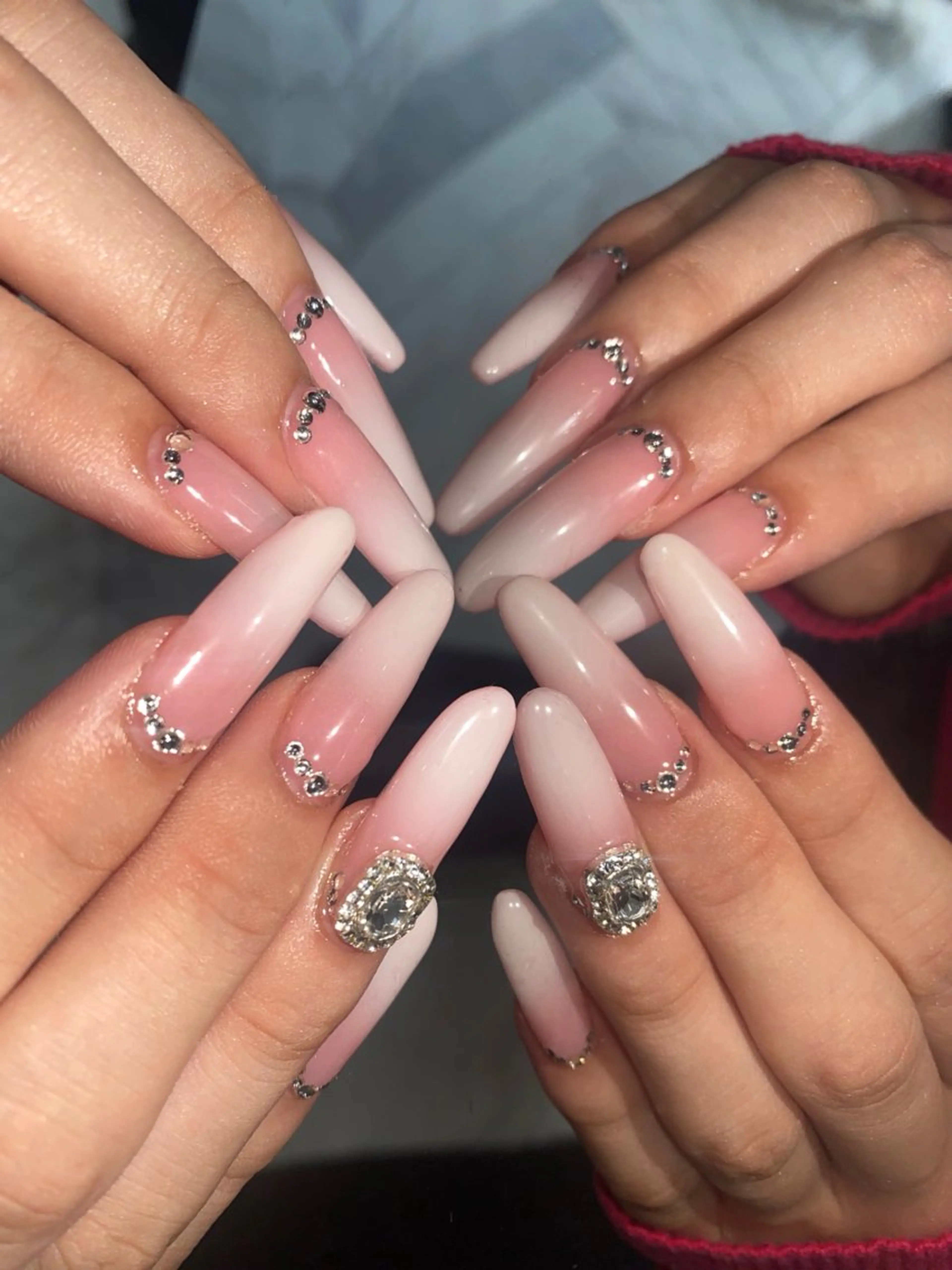 ネイル ハンドネイル カンナ【Y2Kネイル /コーンロウ】のネイルデザイン