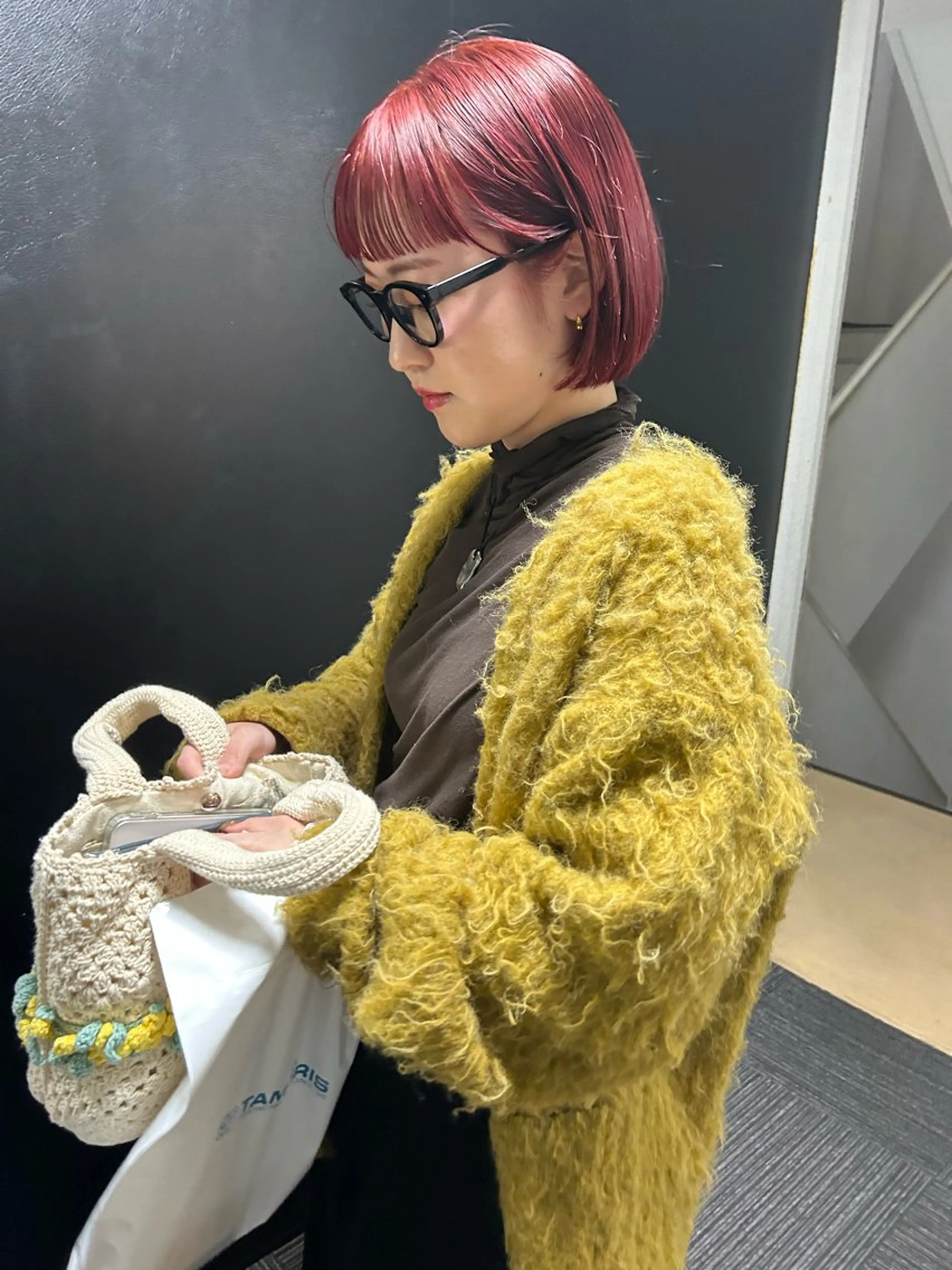 ショート カラー ボブ オン眉 Regalo所属・西岡 紗代のヘアスタイル