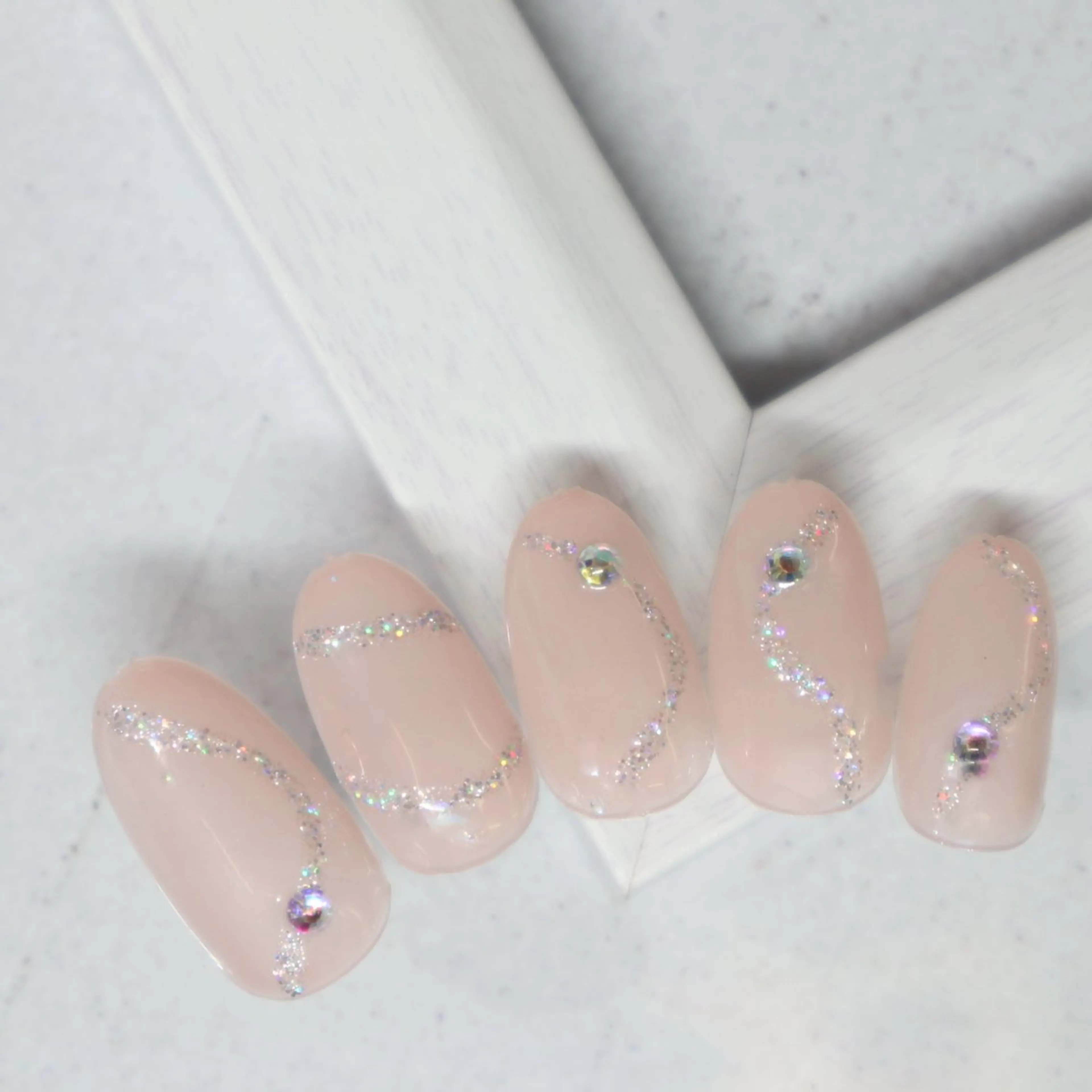 ネイル L‘ねいる 江坂店 エルネイルエサカテンのネイルデザイン