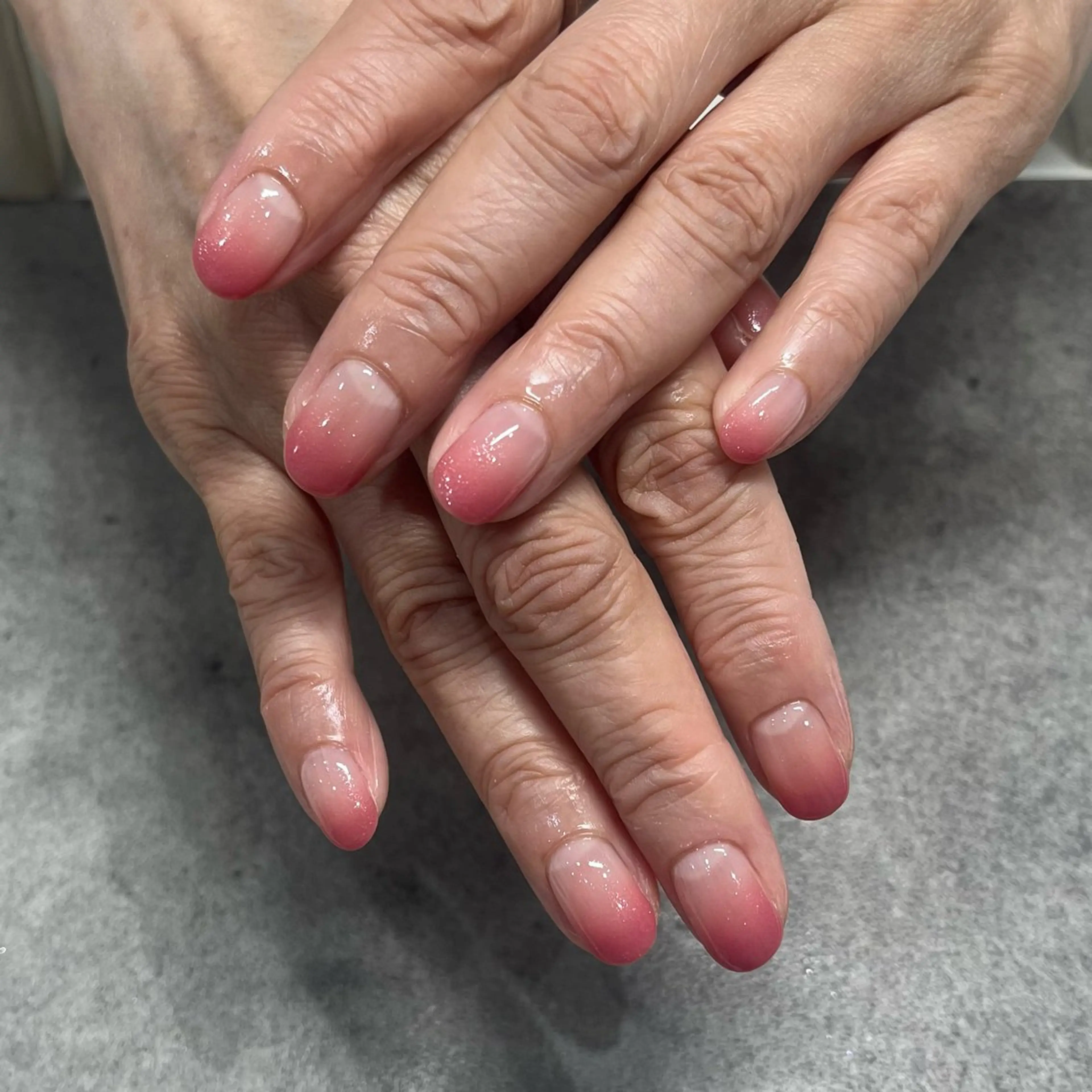 ネイル グラデーション Batik大船店所属・すずき Batik大船店のネイルデザイン