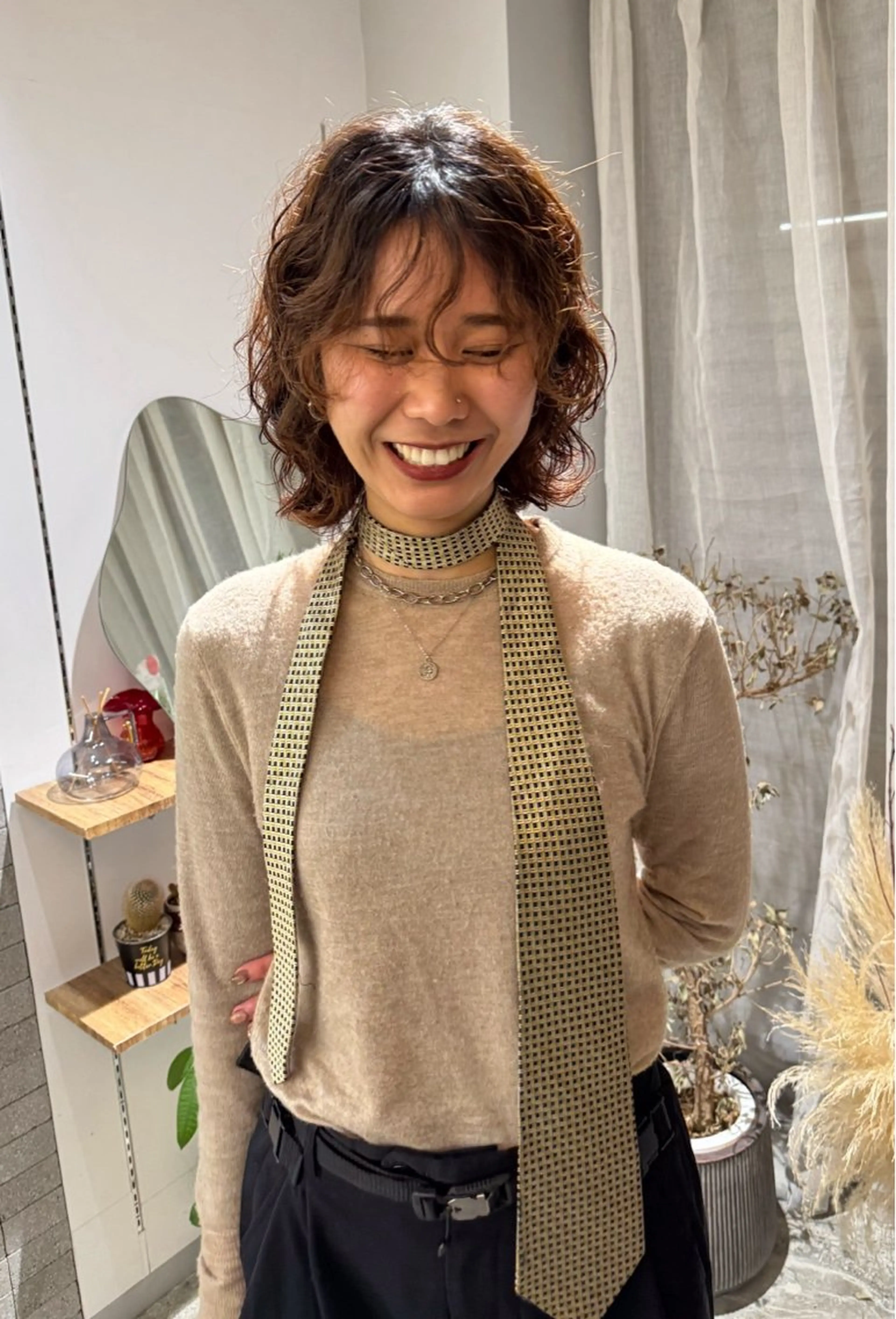 カラー まえだ にちかのヘアスタイル