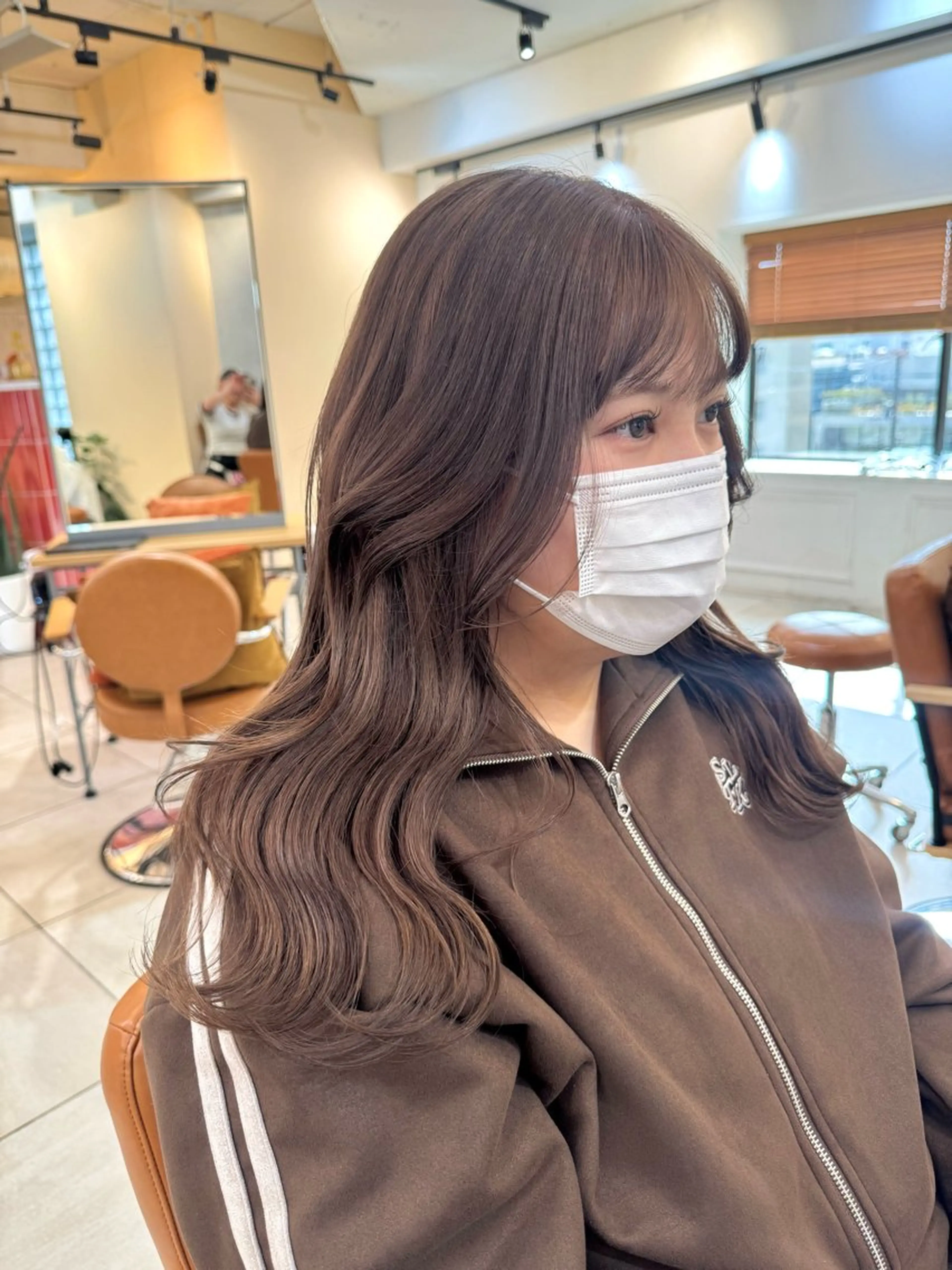 セミロング カラー ヘアカラー 🫧髪質改善/Wカラ ー 暖色 🌸桜🌸のヘアスタイル