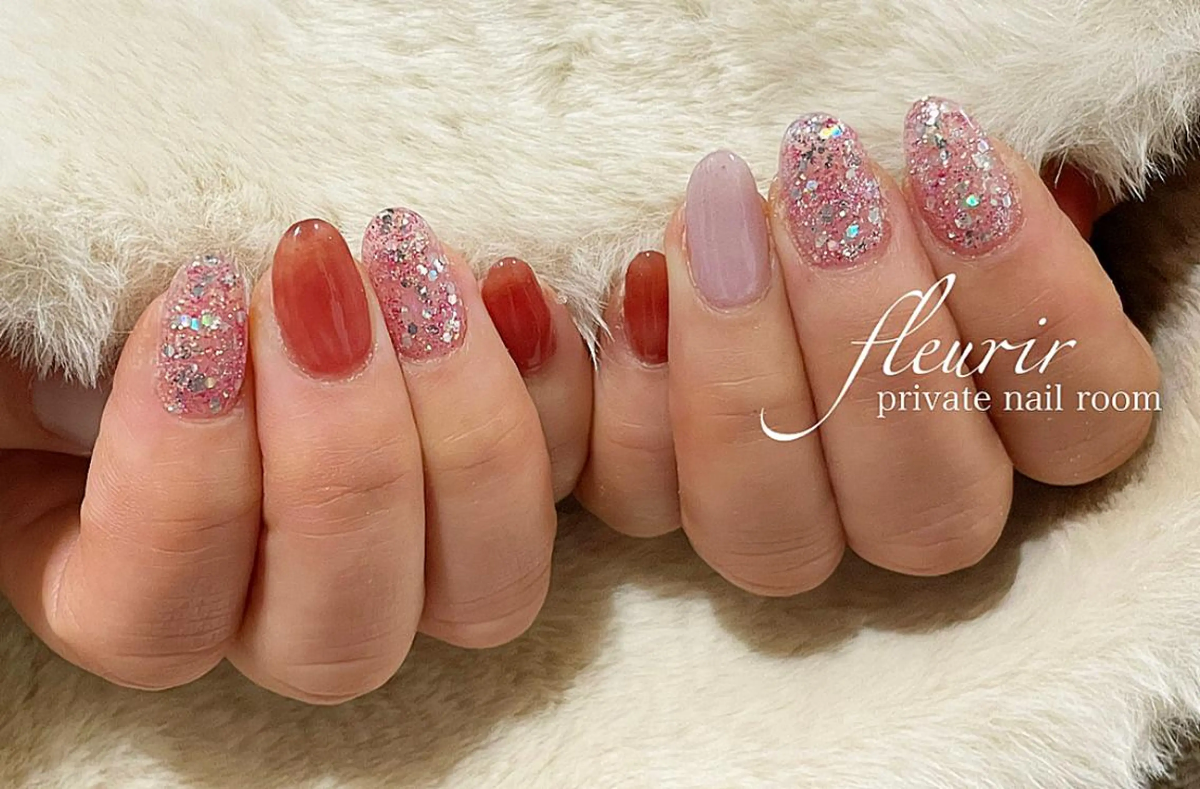 ネイル アートネイル ゴールド キラキラネイル ラメ(グリッター) ワンカラーネイル フルリール 【プライベートサロンのネイルデザイン