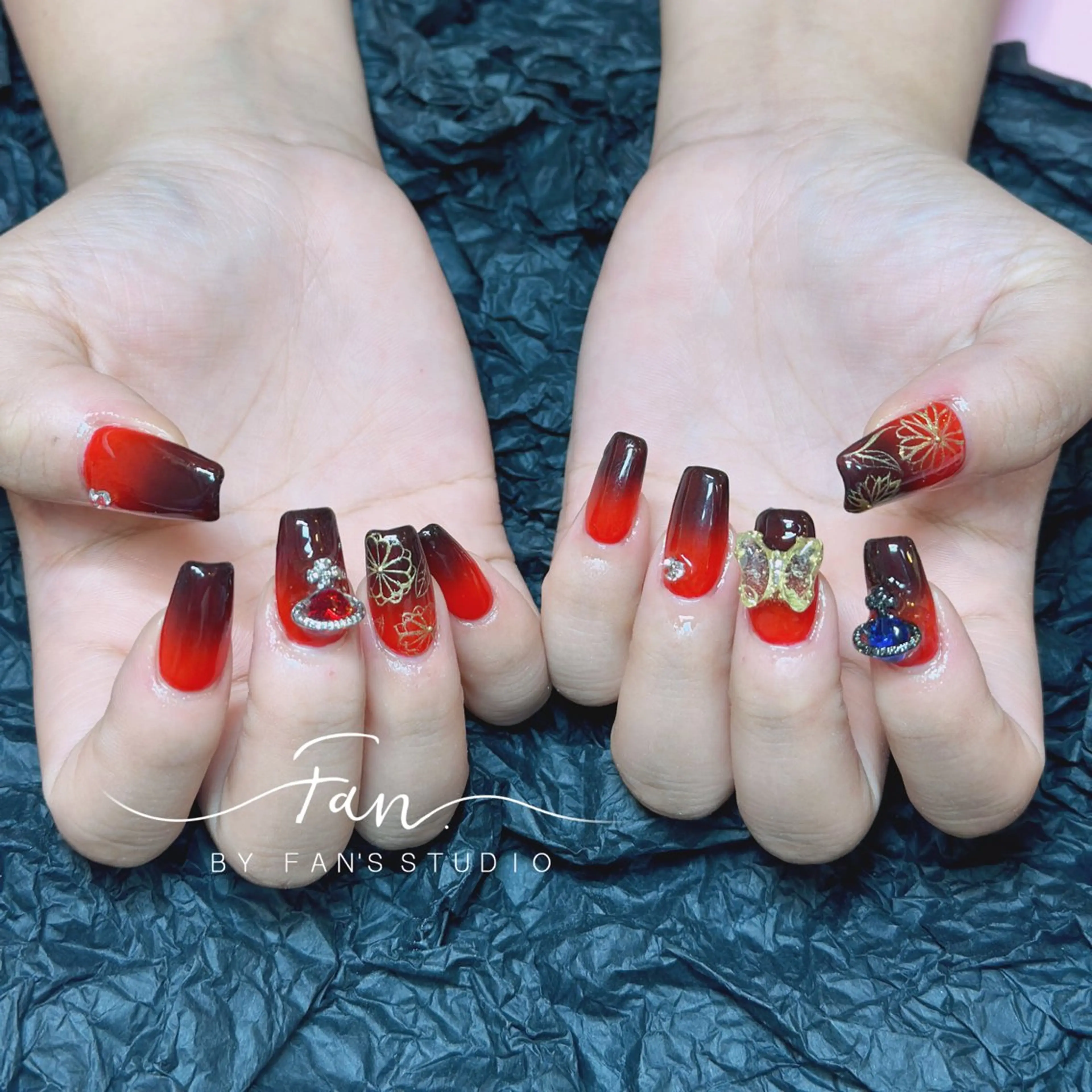 ネイル 🌻FAN'S STUDIO池袋🌻のネイルデザイン