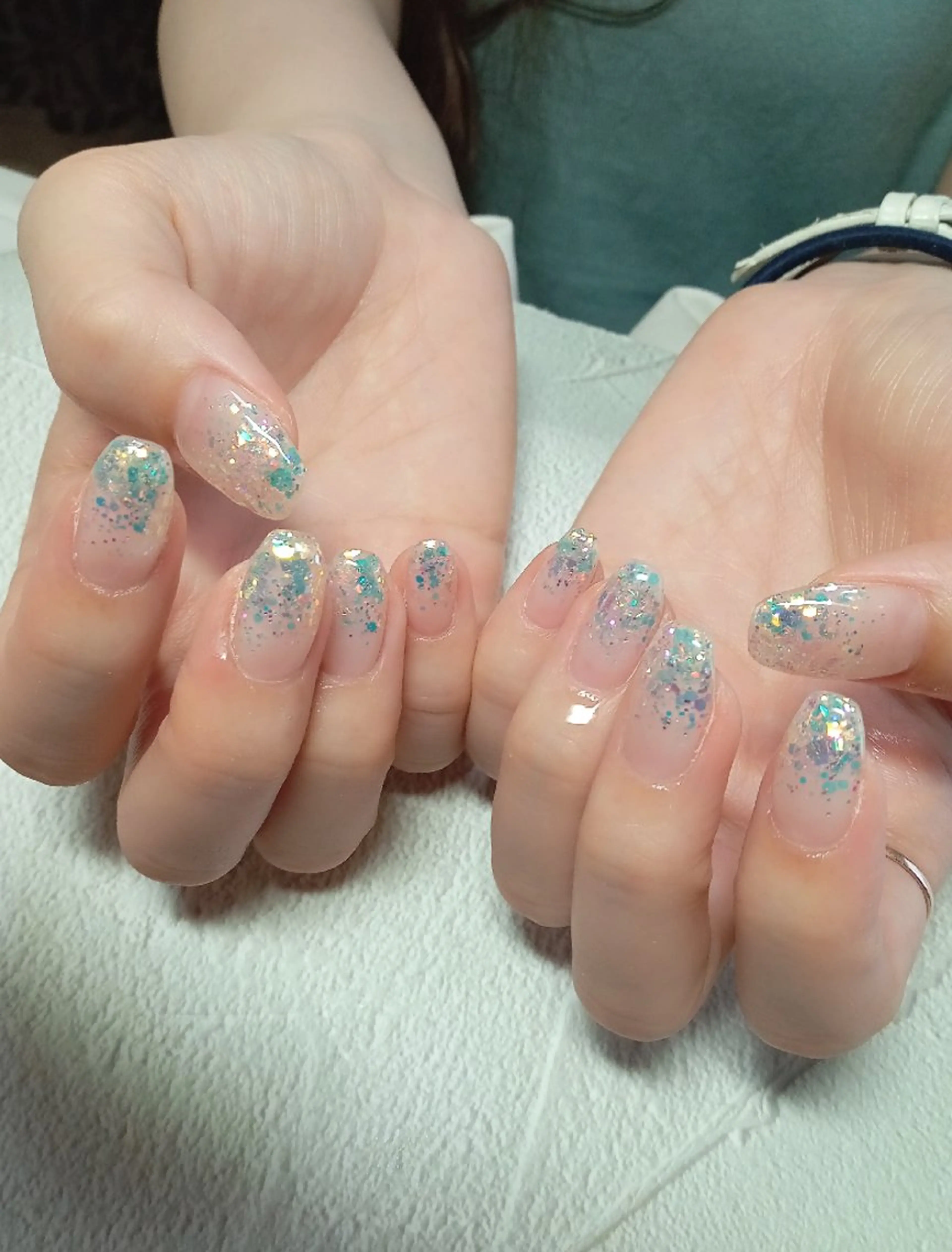 ネイル ジェルネイル キラキラネイル ラメ(グリッター) ラメグラデーション マグネットネイル ハンドネイル flure de neige yukiのネイルデザイン