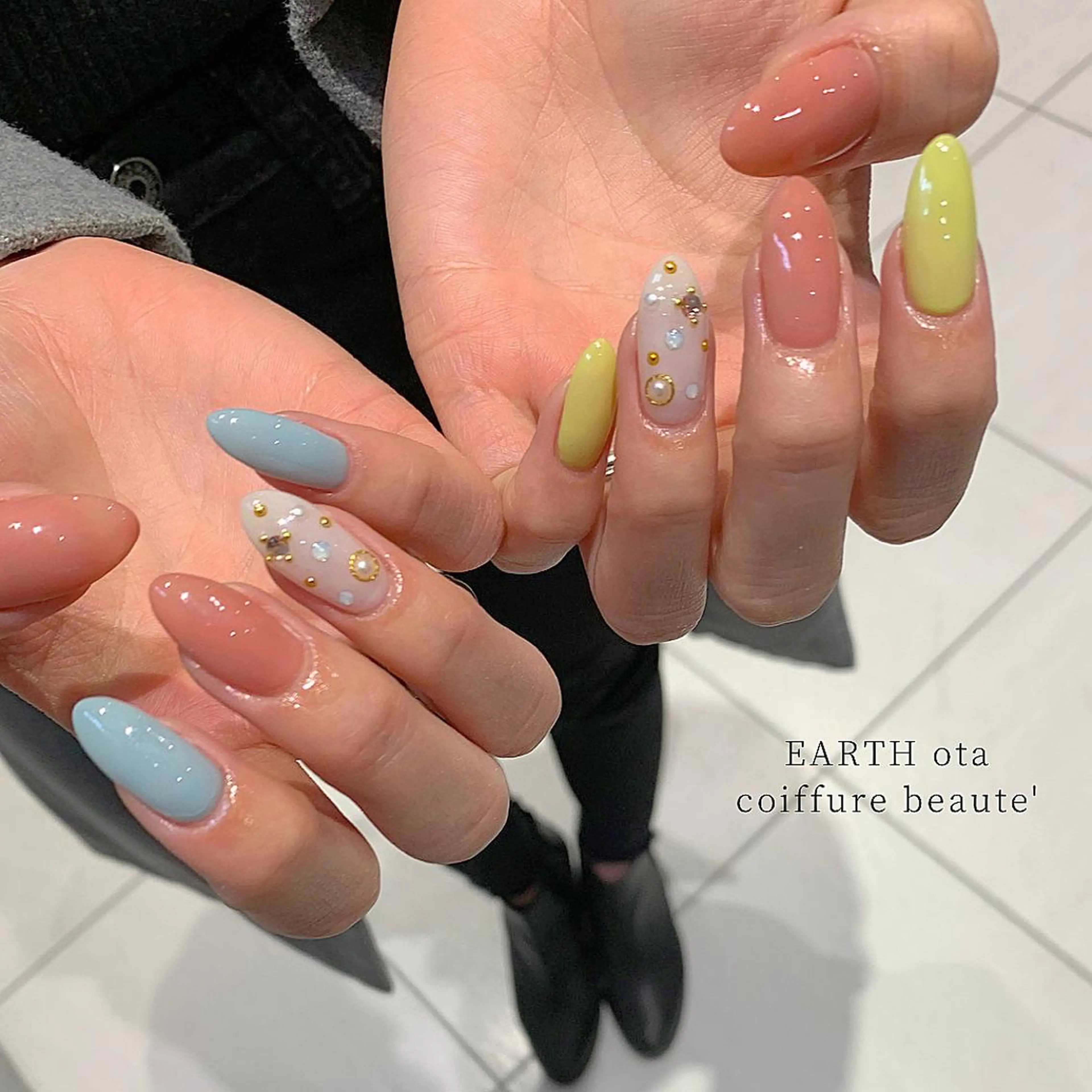 ネイル Rena colore'のネイルデザイン