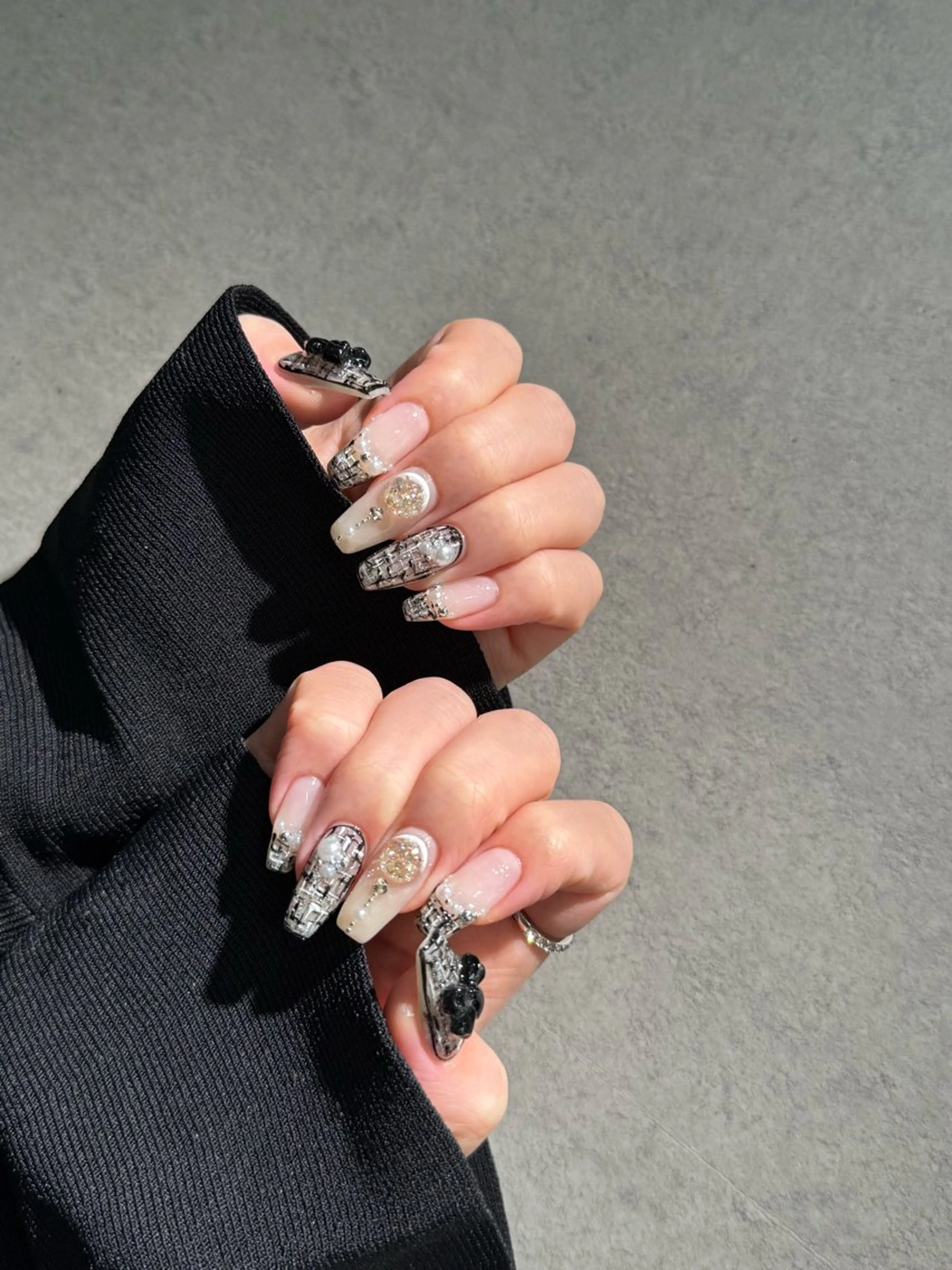 ネイル I-nailロング /ワンホン/キラキラのネイルデザイン