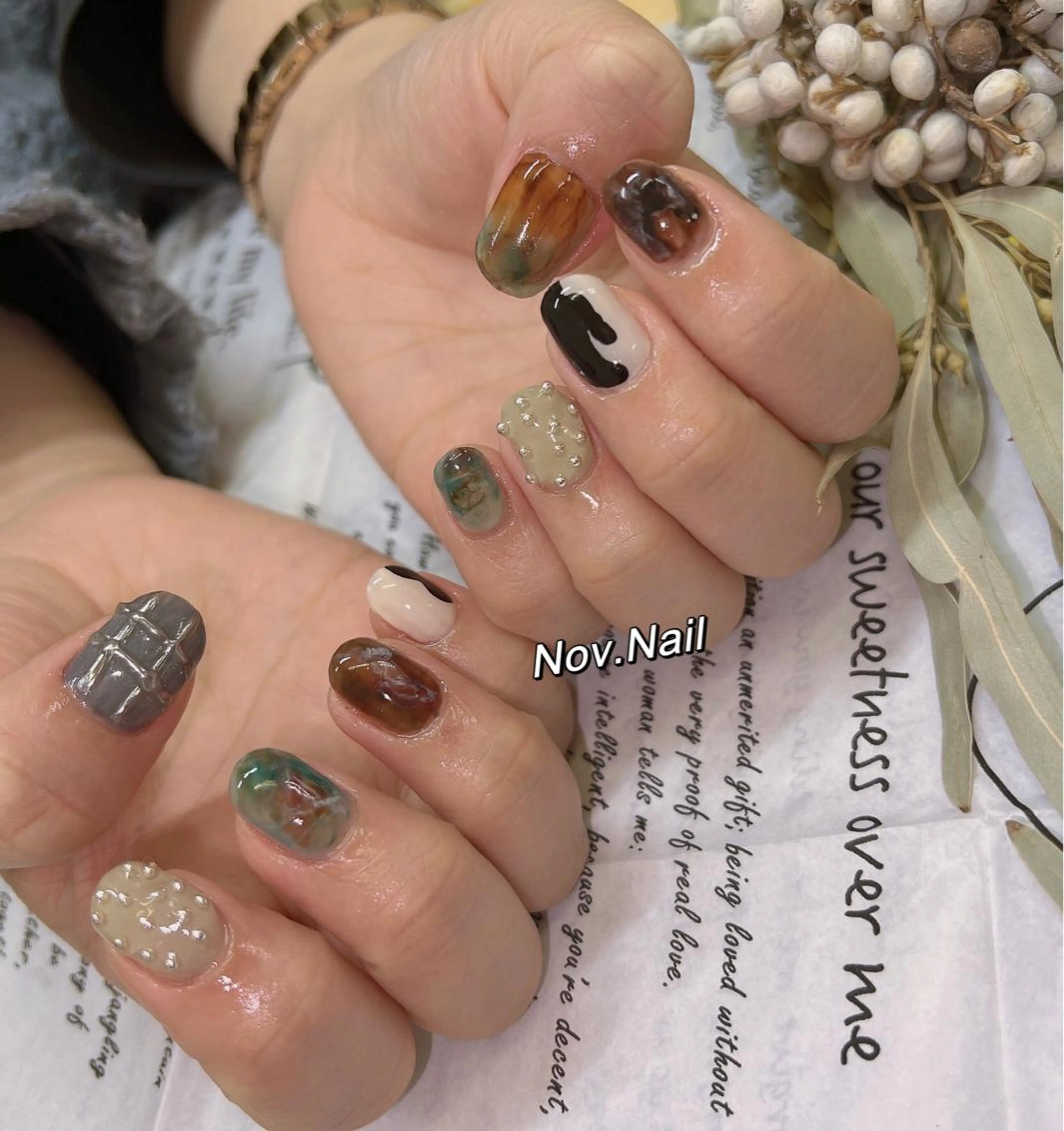 ネイル ハンドネイル ハンドケア Nov. ネイルサロンのネイルデザイン