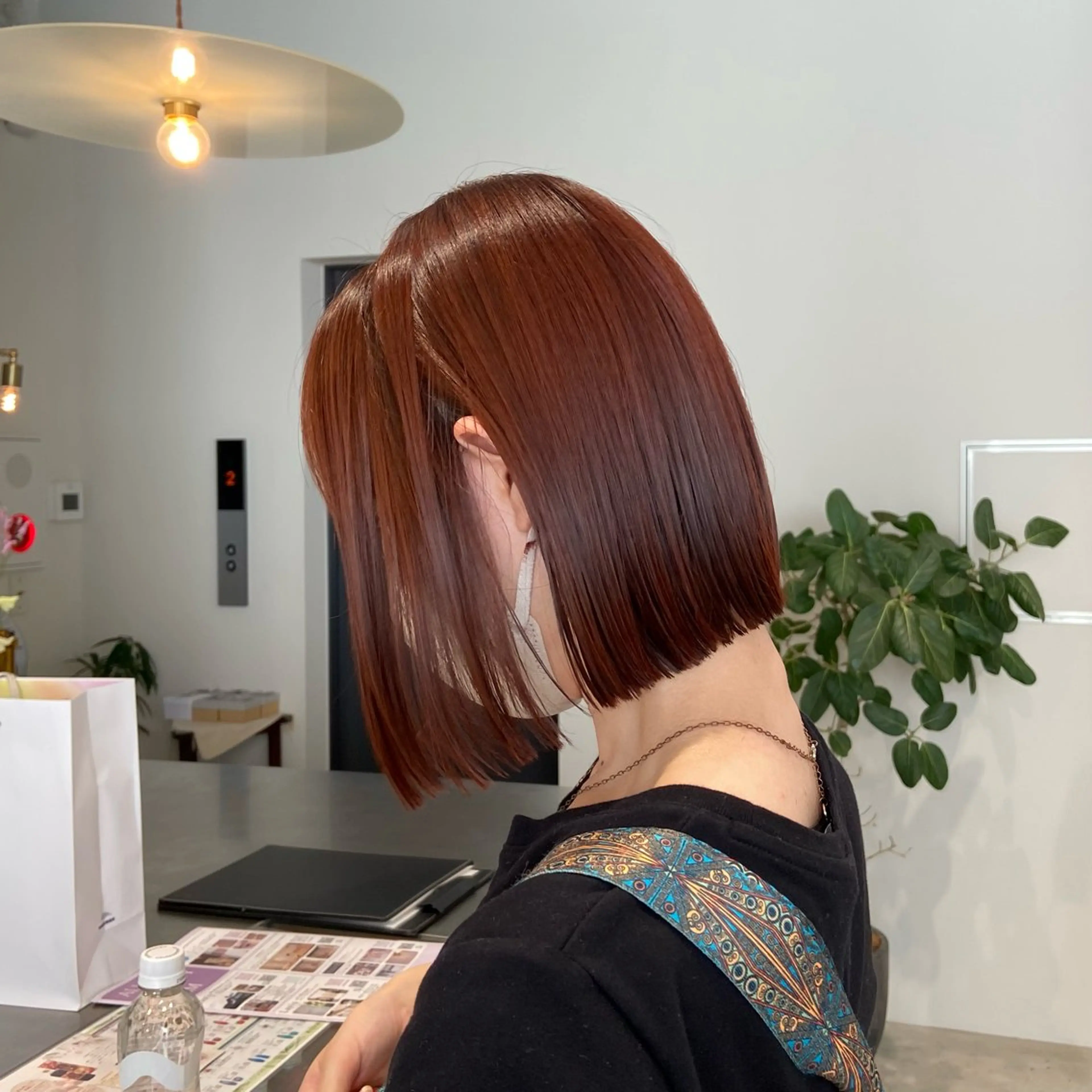 ショート カラー ブリーチ ブラウンカラー ブリーチなしカラー オレンジ オレンジブラウン 石川 瑠琉のヘアスタイル