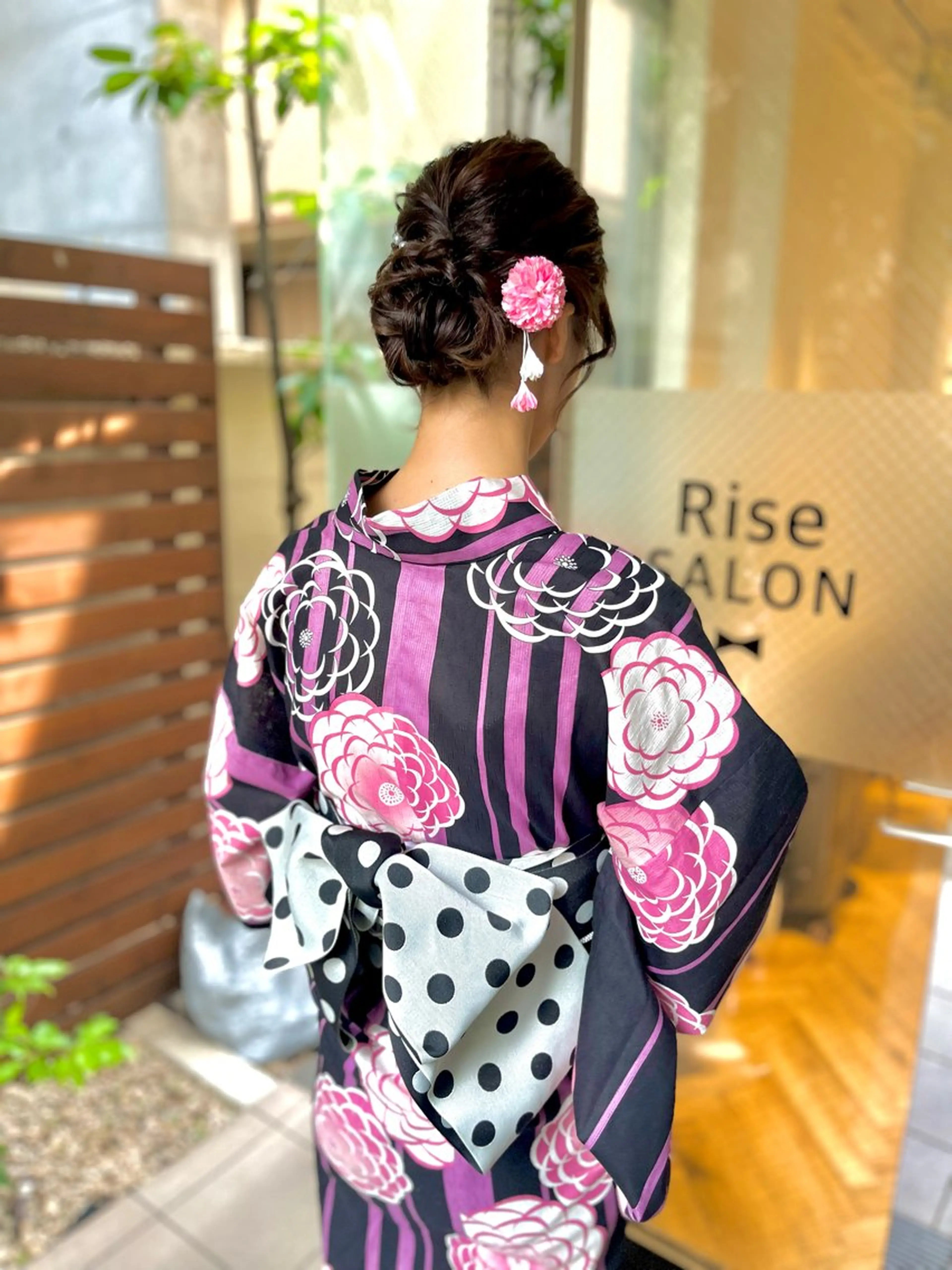 お友達と一緒に👘浴衣着付け+ヘアセット🌻お1人¥6500ずつ※早朝料金別途有り人数2人まで、お1人での利用不可の写真