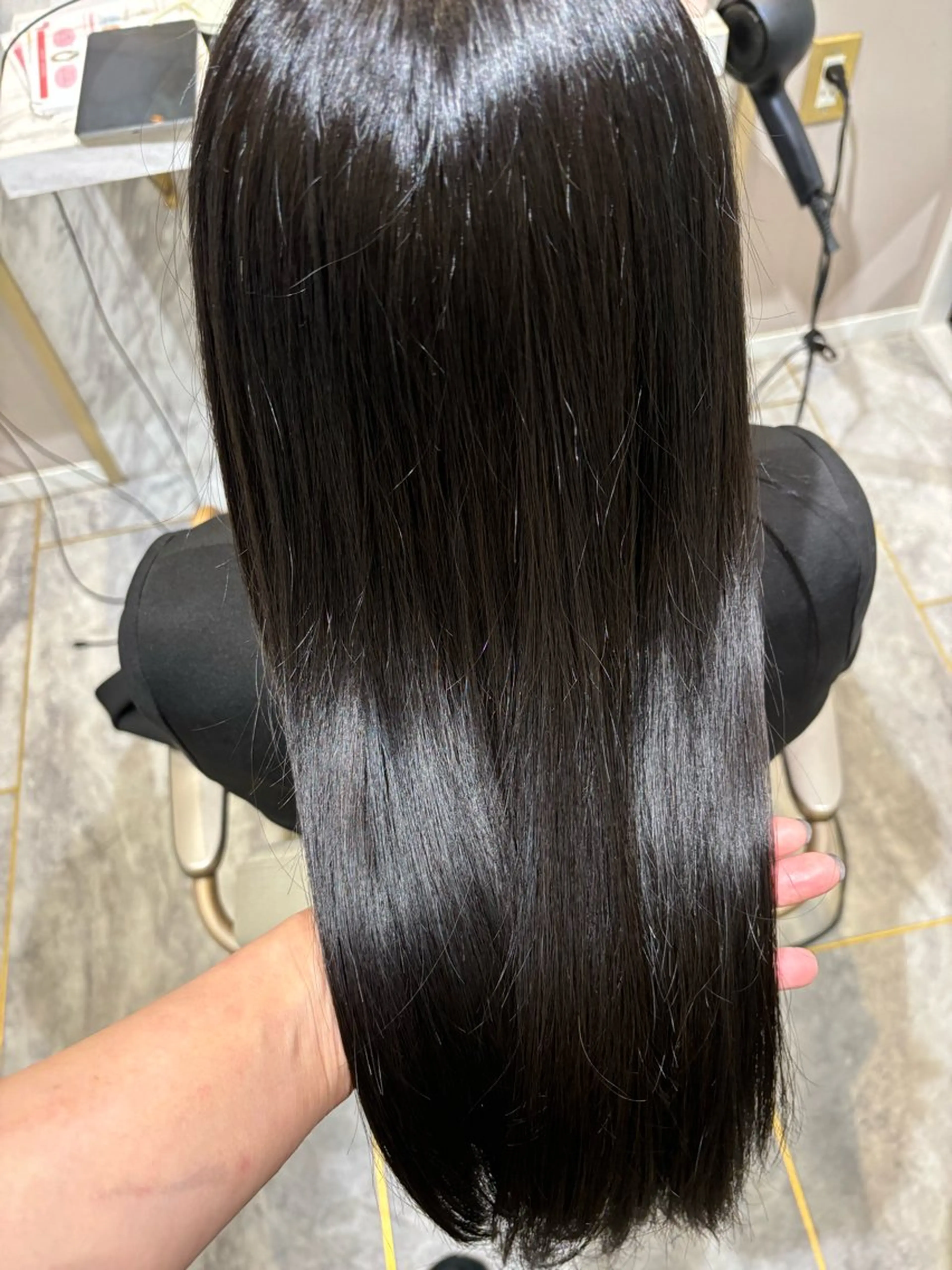 ロング カラー 辻本 夏子のヘアスタイル