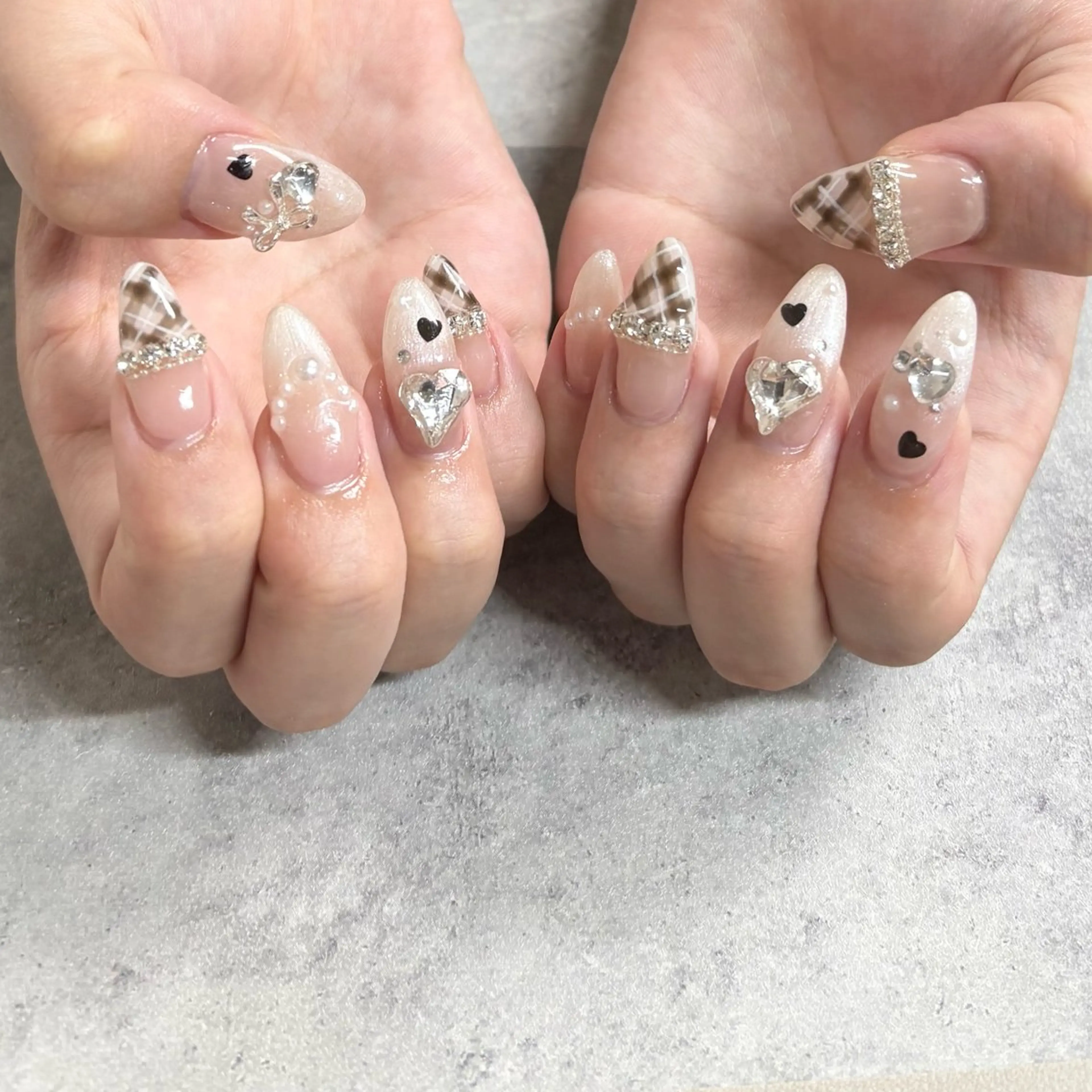 ネイル FELICE ﾌｪﾘｰﾁｪのネイルデザイン