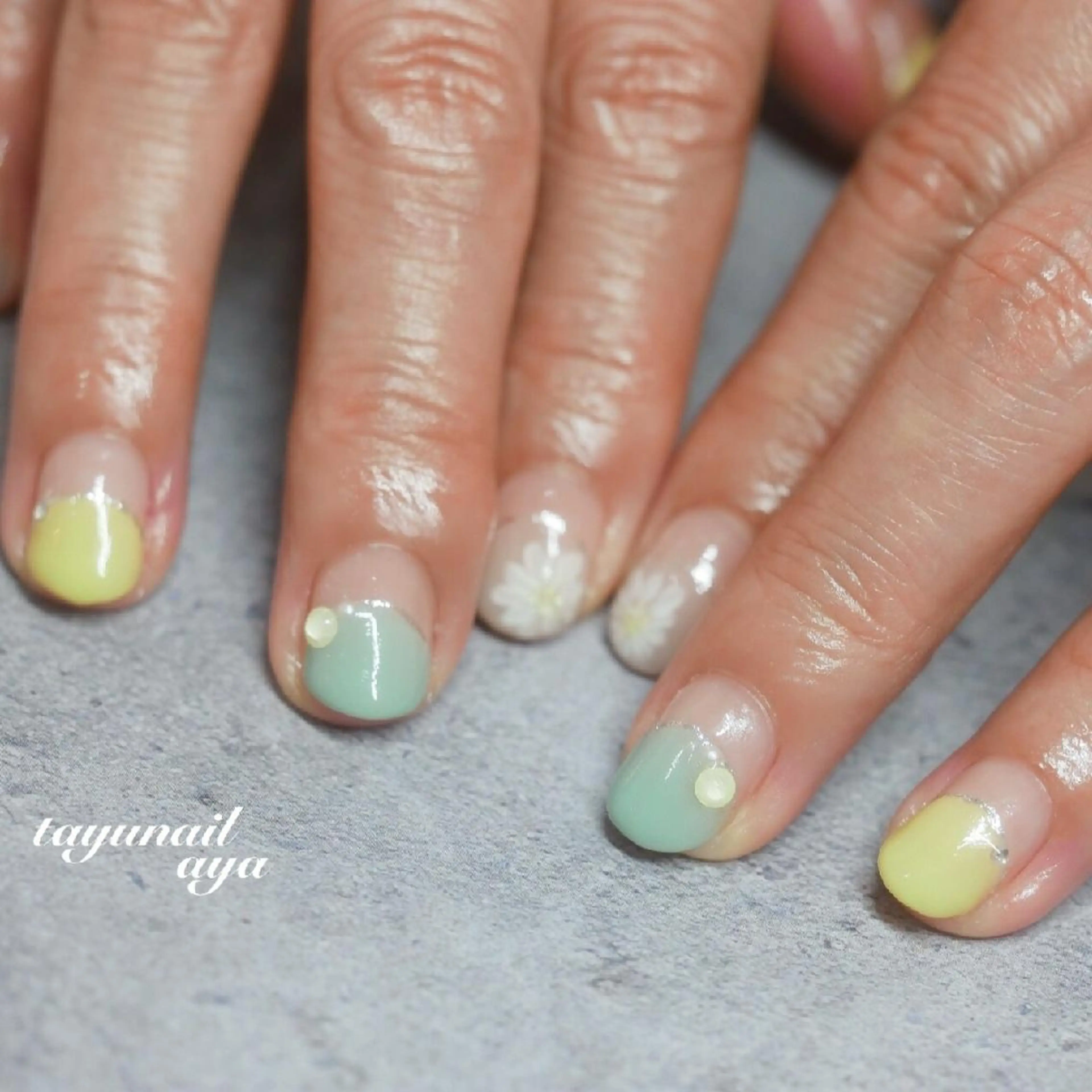 ネイル アートネイル ブルー フラワーネイル フレンチネイル ジェルネイル ネイルサロン・ネイルスクール　たゆnail所属・ネイルサロン 【たゆnail】のネイルデザイン