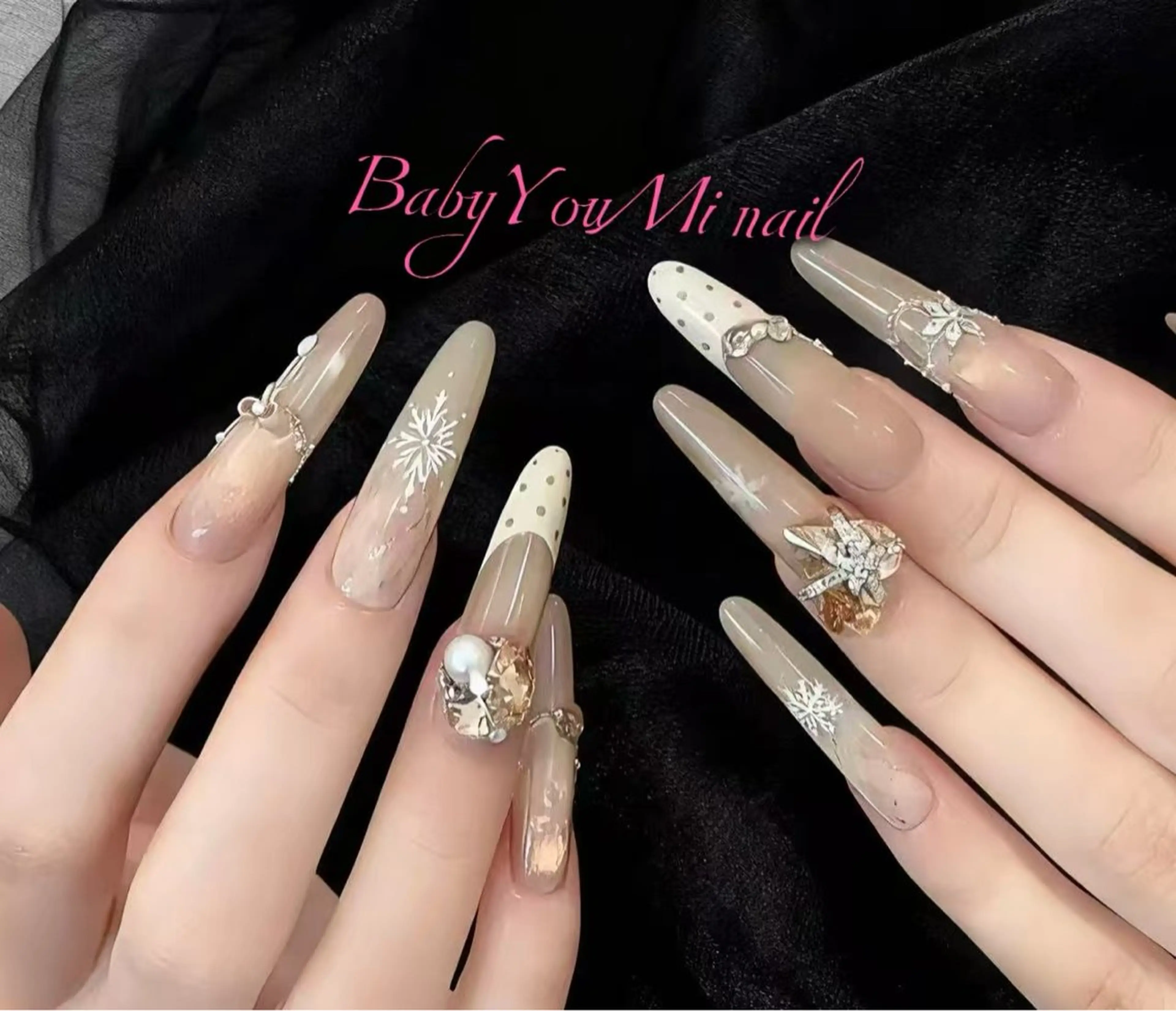 ネイル オーロラネイル 成人式 フットネイル フレンチネイル ジェルネイル ハンドネイル BabyYouMi nailのネイルデザイン