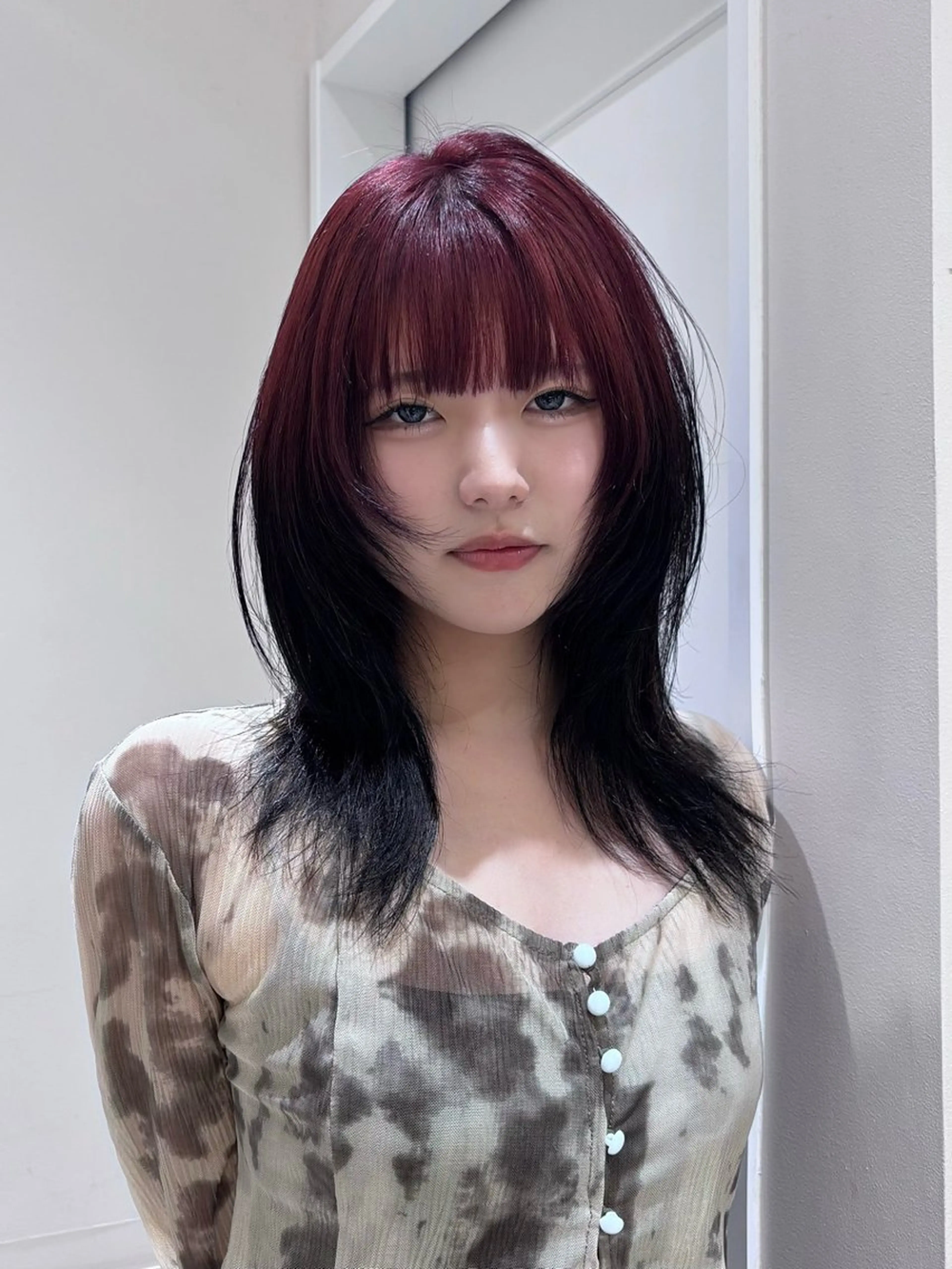 セミロング カラー ヘアカラー ヘアセット ハイトーン/レイヤー KYOKA🩶のヘアスタイル