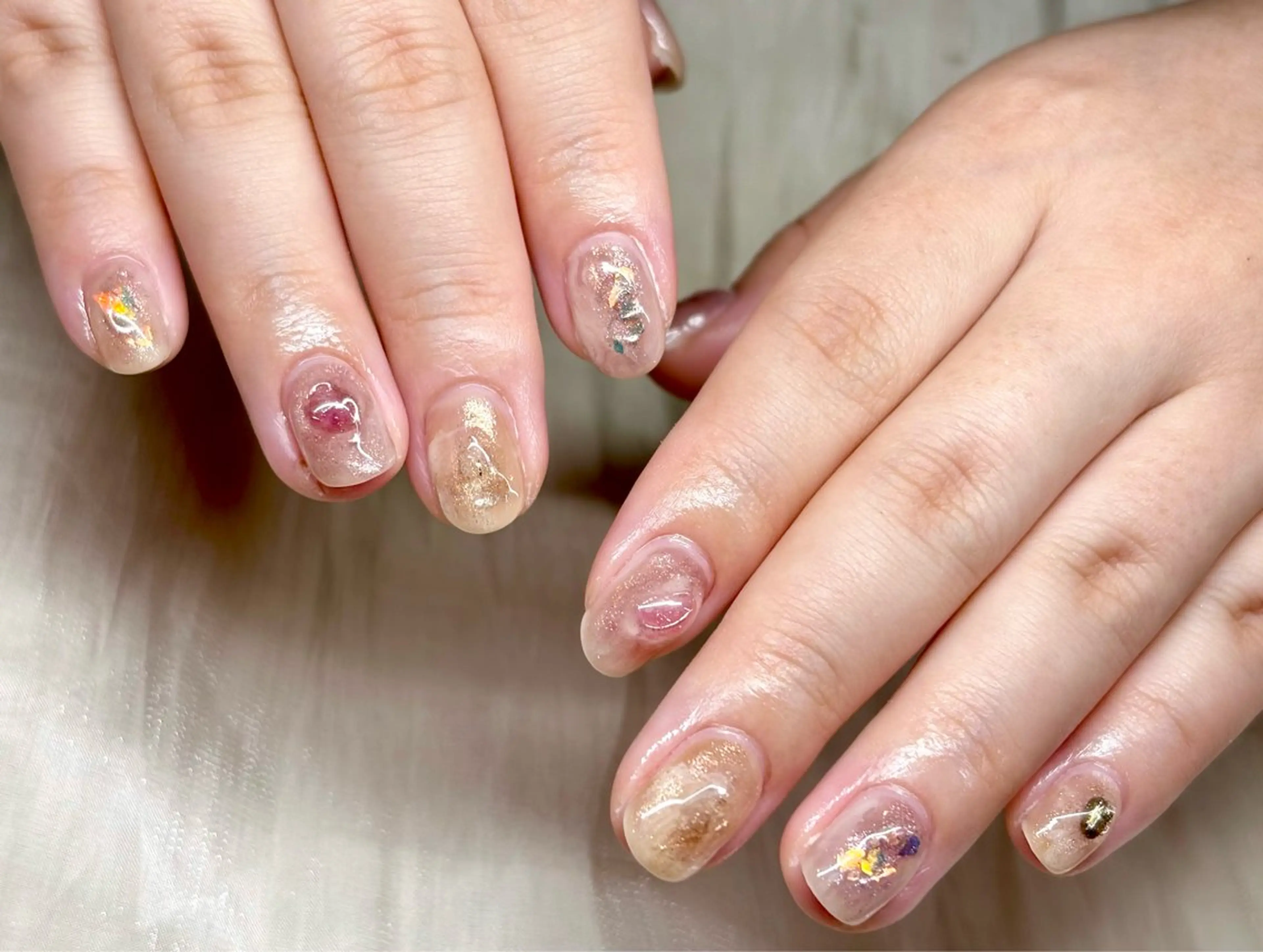 ネイル ニュアンスネイル ハンドネイル ハンドケア N.KIRARI hanaのネイルデザイン