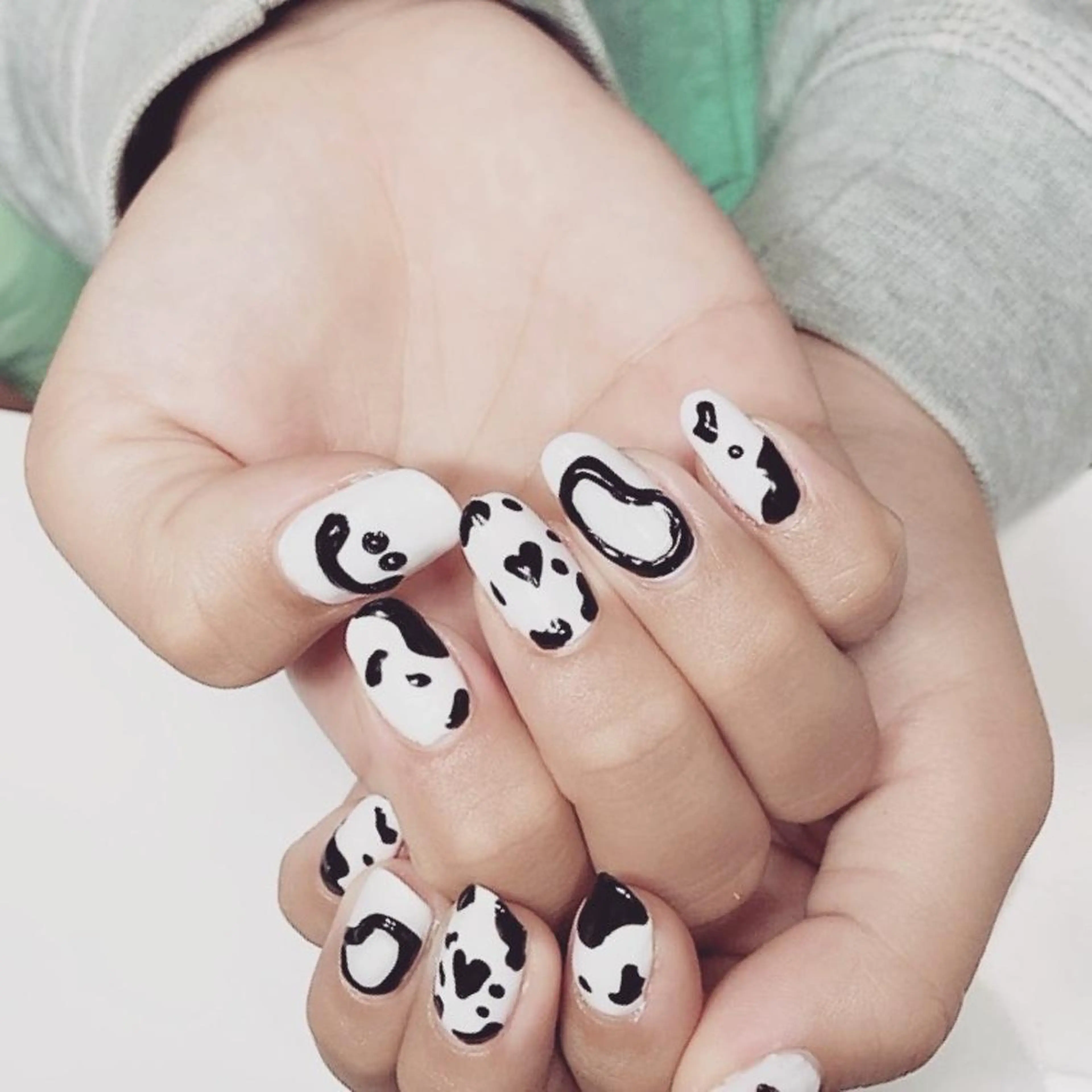 ネイル ハンドネイル ハンドケア YunAsu ひぃちゃんのエステ・リラクイメージ