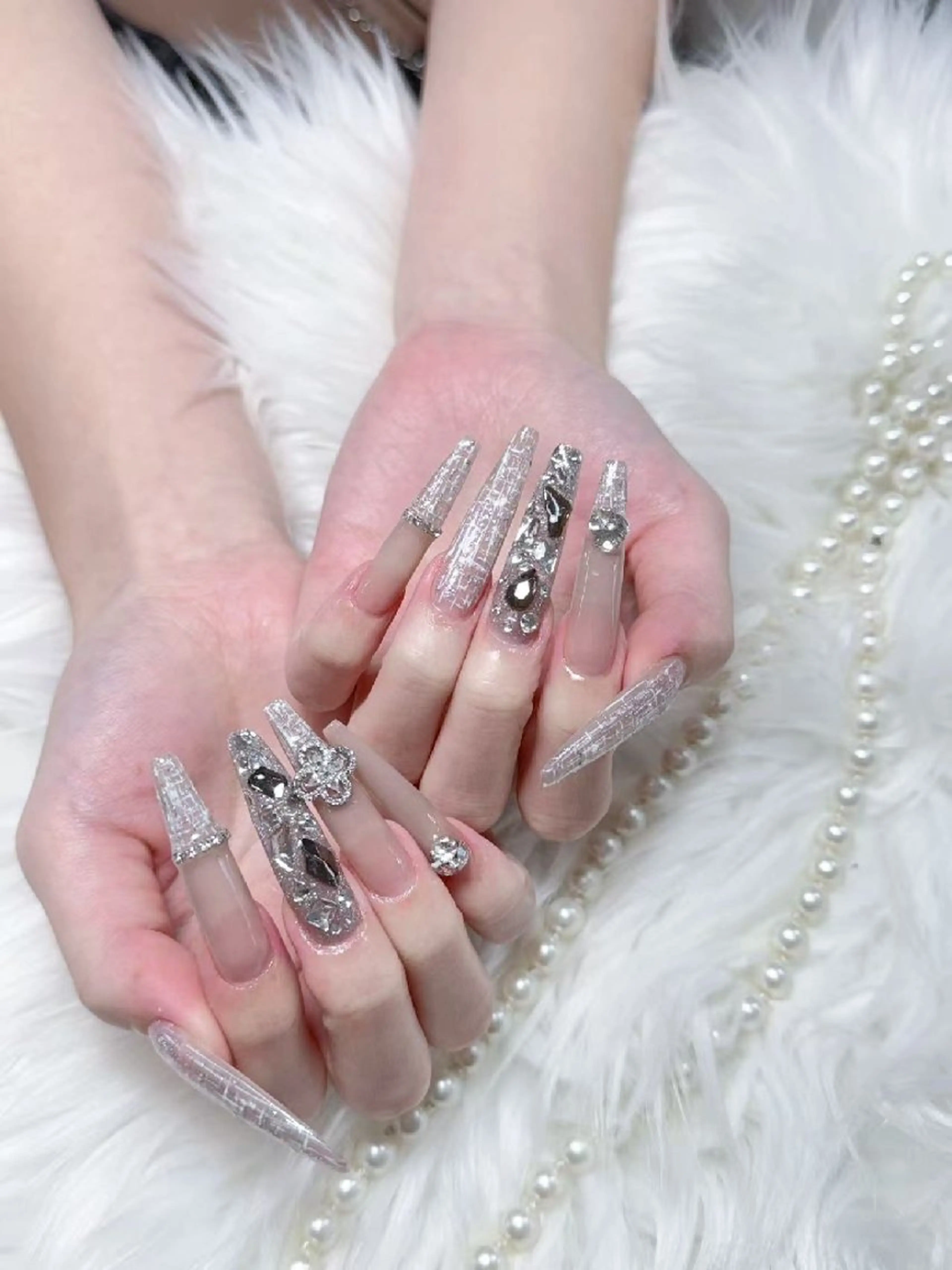 ネイル ENsalon AKIRAのネイルデザイン