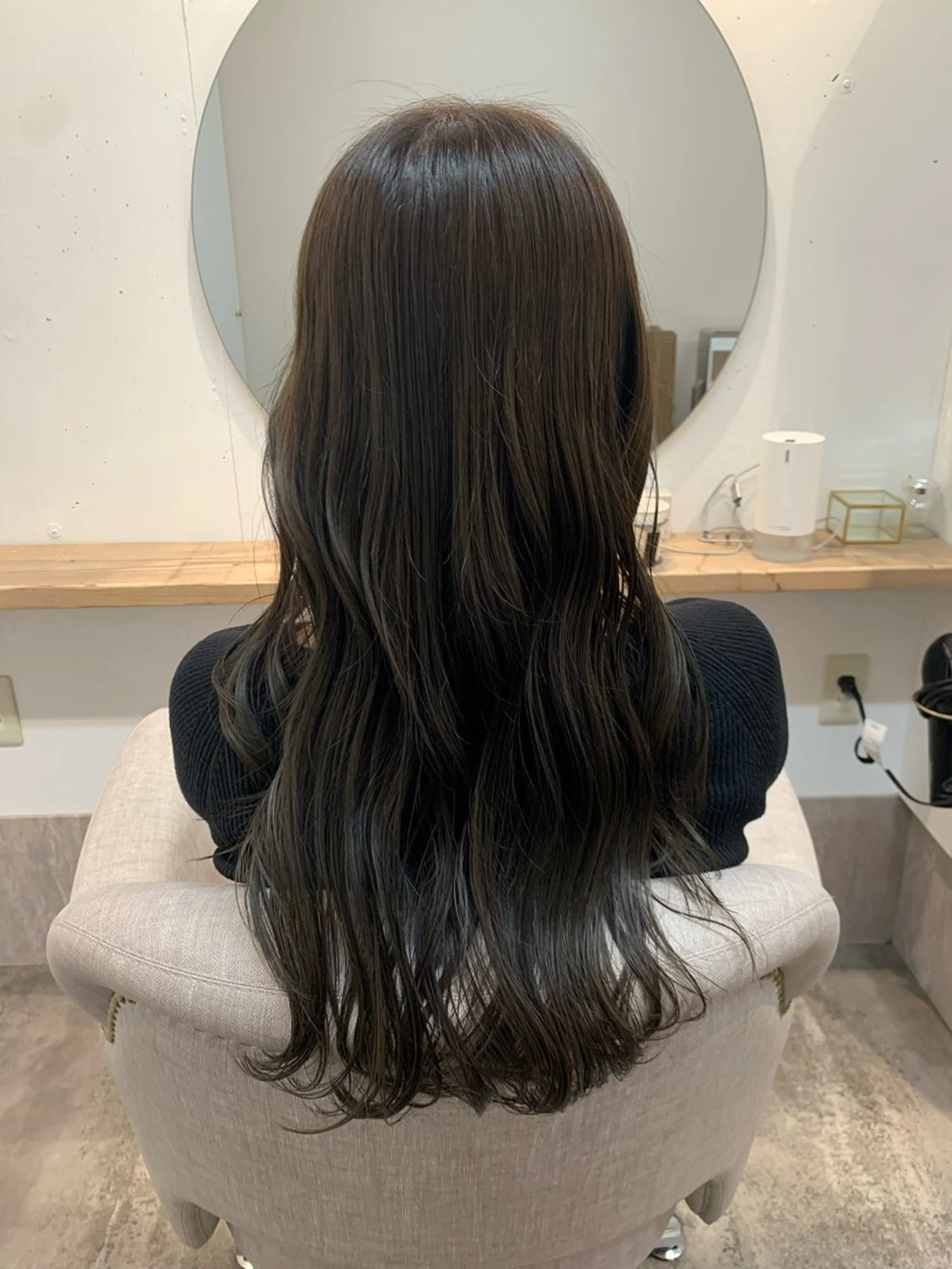 ロング カラー アッシュ Nagisa ナギサのヘアスタイル